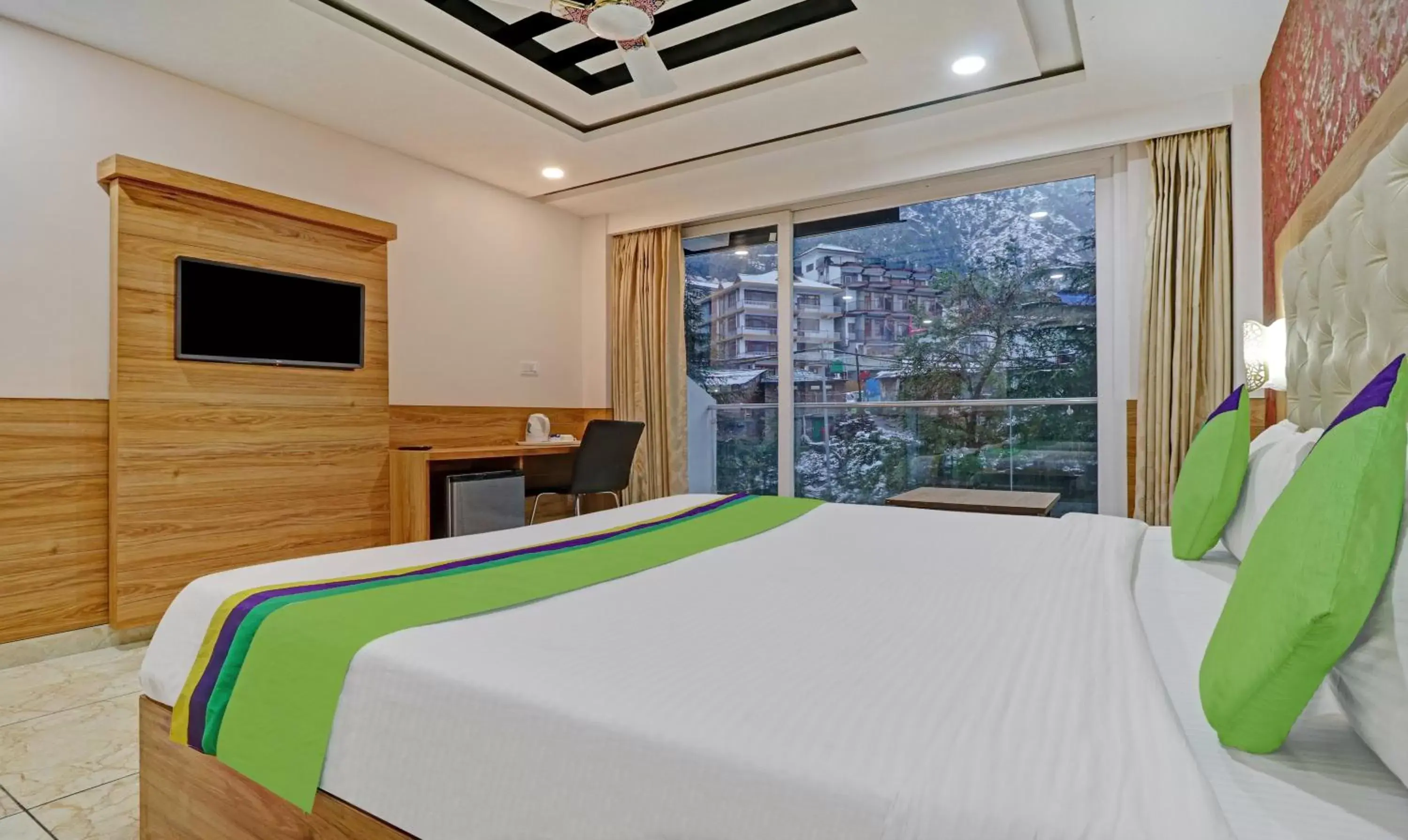 Deluxe Double Room in Akashdeep Deluxe Double Room in Akashdeep