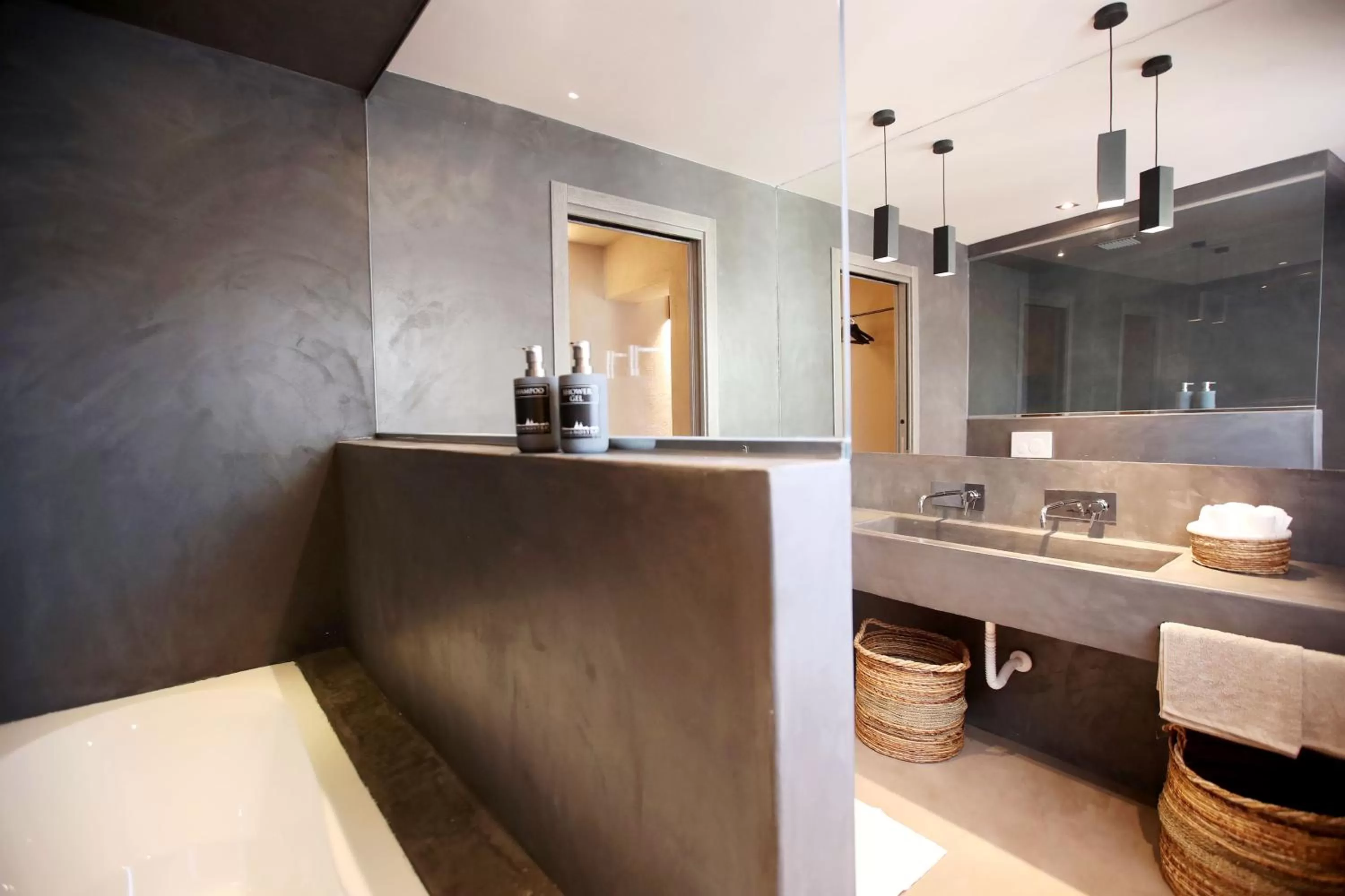 Bathroom in Casa Nostra Luxury Suites & Spa