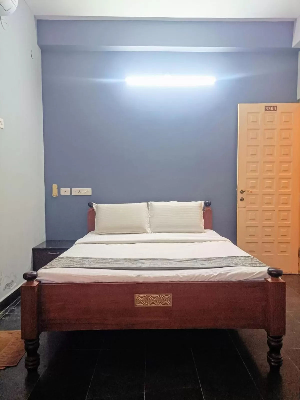 Bed in Le Grace Apollo