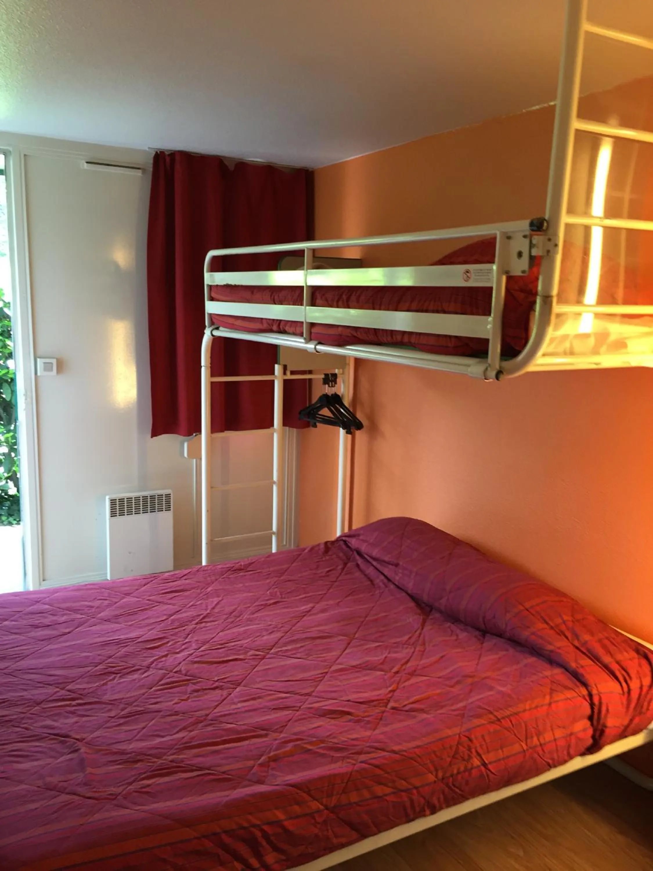 bunk bed, Bed in Premiere Classe St Etienne Nord Villars