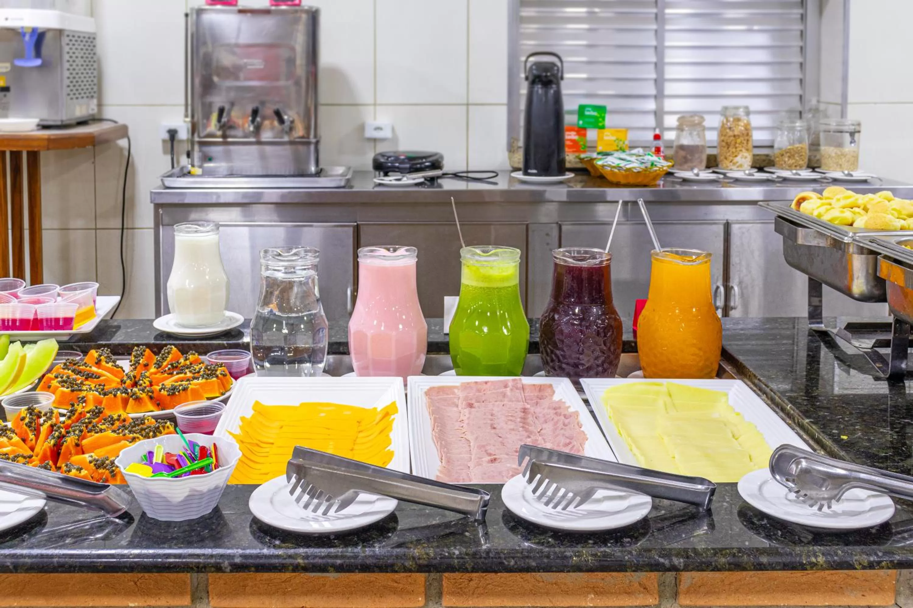 Buffet breakfast in Hotel Caminho do Rosário