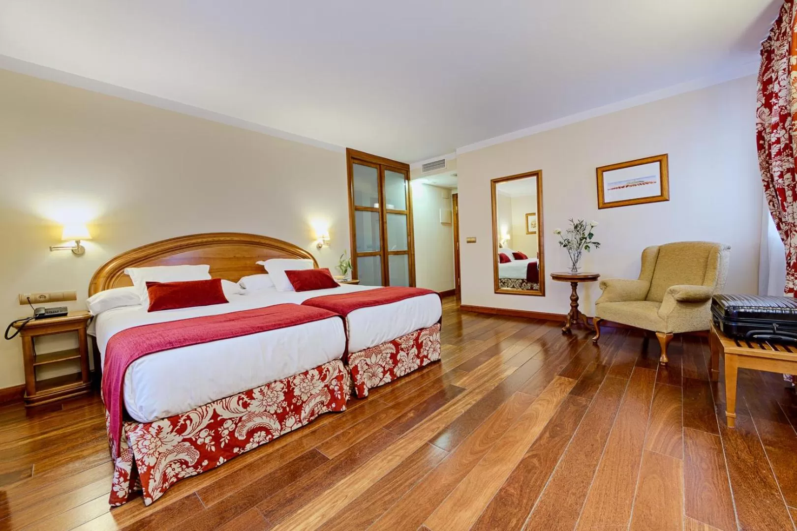 Double or Twin Room - Disability Access in AZZ Peñafiel Las Claras Hotel & Spa