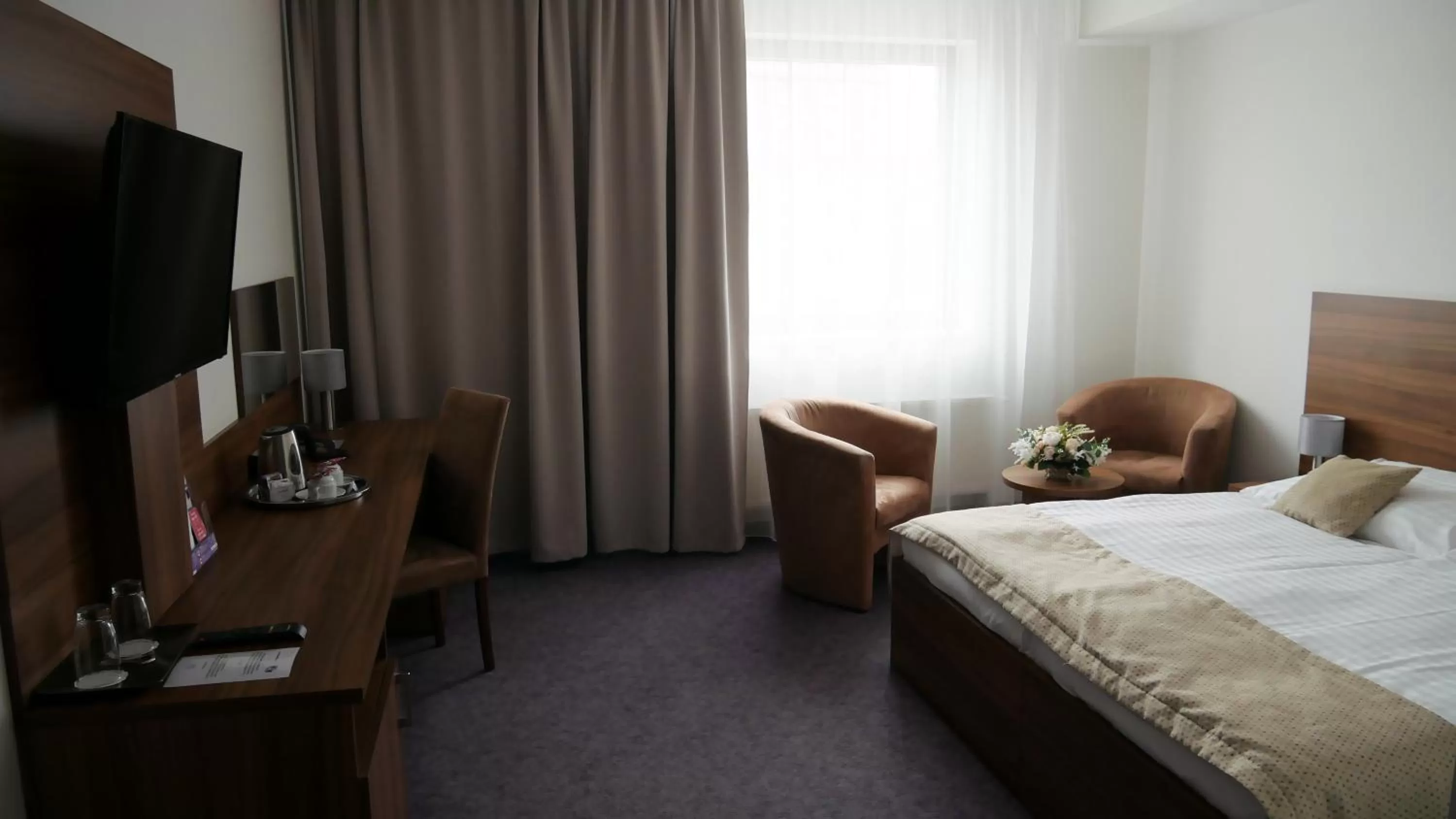 TV and multimedia, Bed in Hotel Saffron