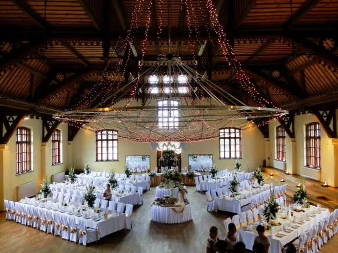 Banquet/Function facilities, Banquet Facilities in Hotel Zamek Karnity