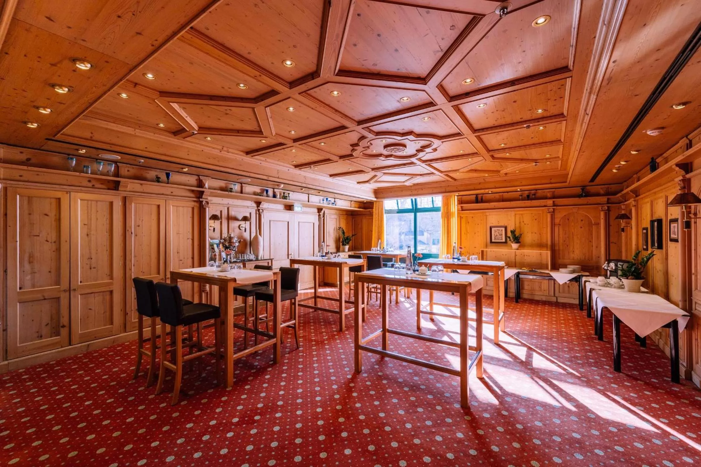 Meeting/conference room in Atomis Hotel Munich Airport by Mercure