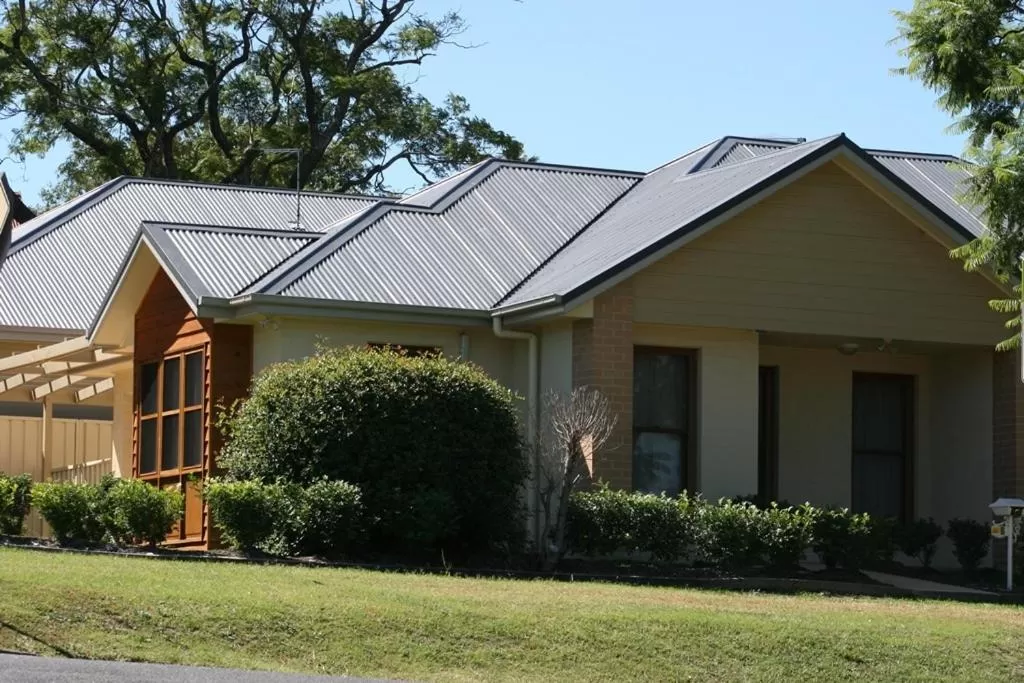 Facade/entrance in Noah's Mid City Motor Inn Muswellbrook