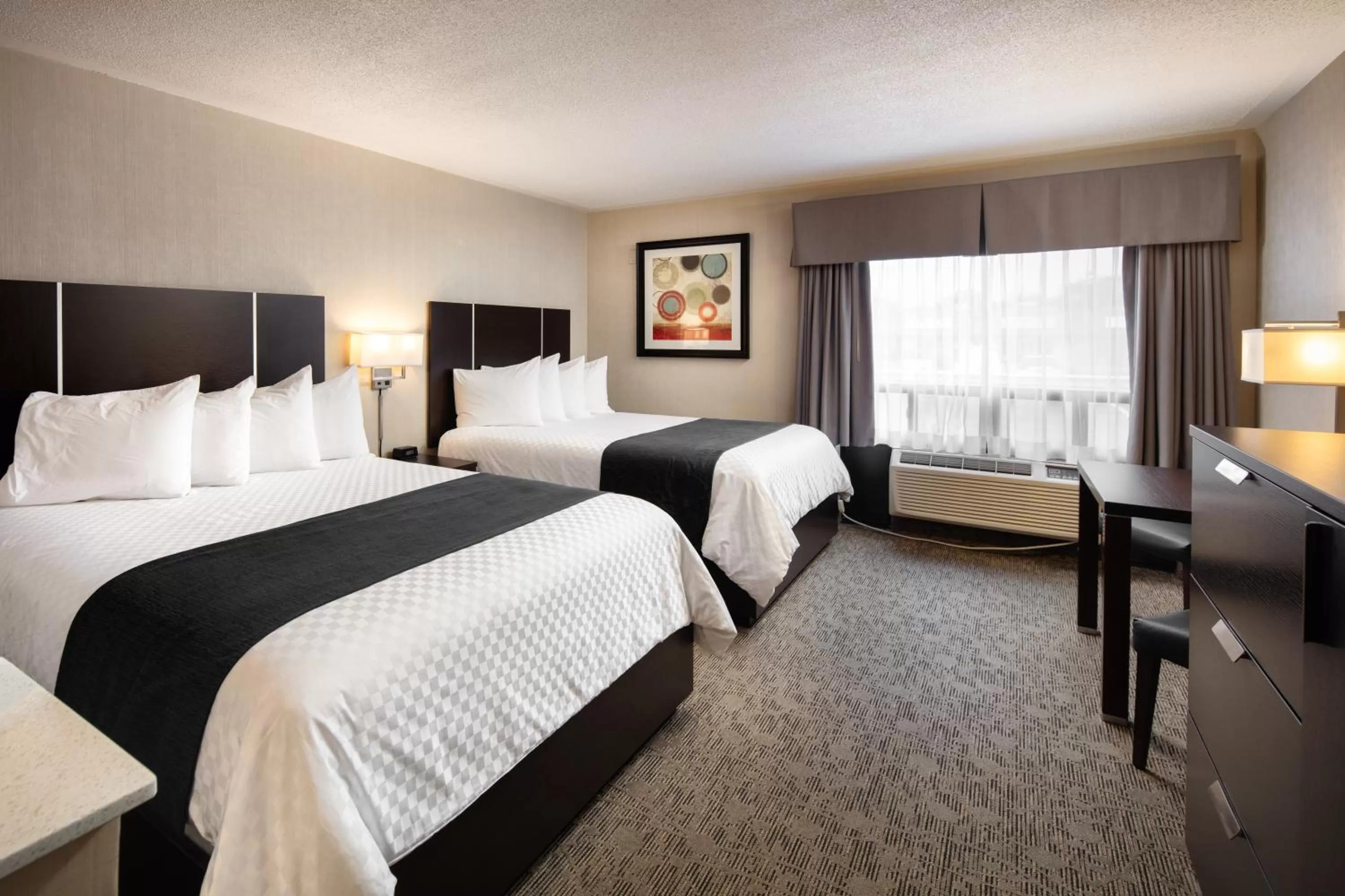 Queen Room with Two Queen Beds in Stonecroft Inn