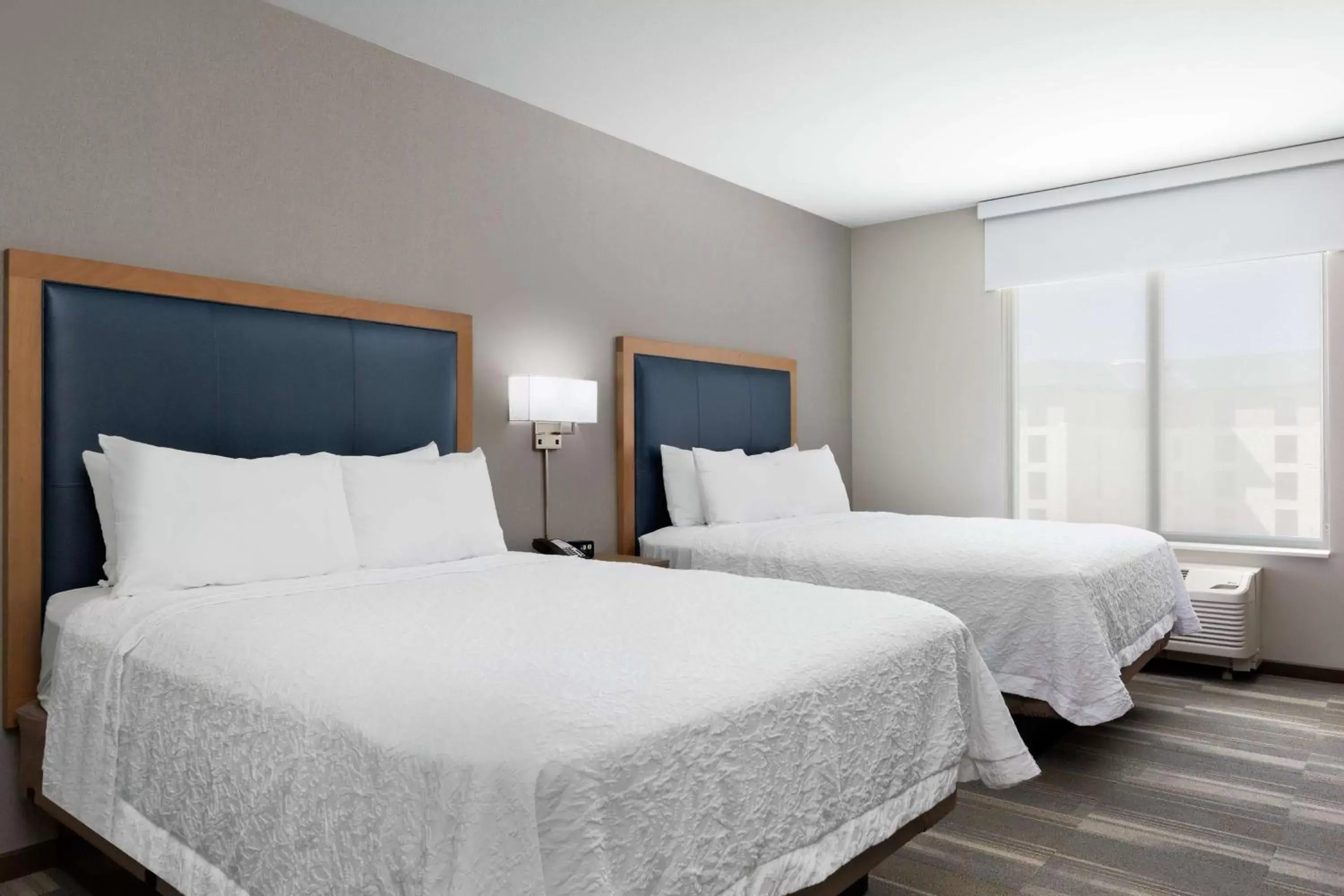 Queen Room with Bath Tub - Mobility/Hearing Accessible - Non-Smoking in Hampton Inn & Suites San Diego Airport Liberty Station Queen Room with Bath Tub - Mobility/Hearing Accessible - Non-Smoking in Hampton Inn & Suites San Diego Airport Liberty Station