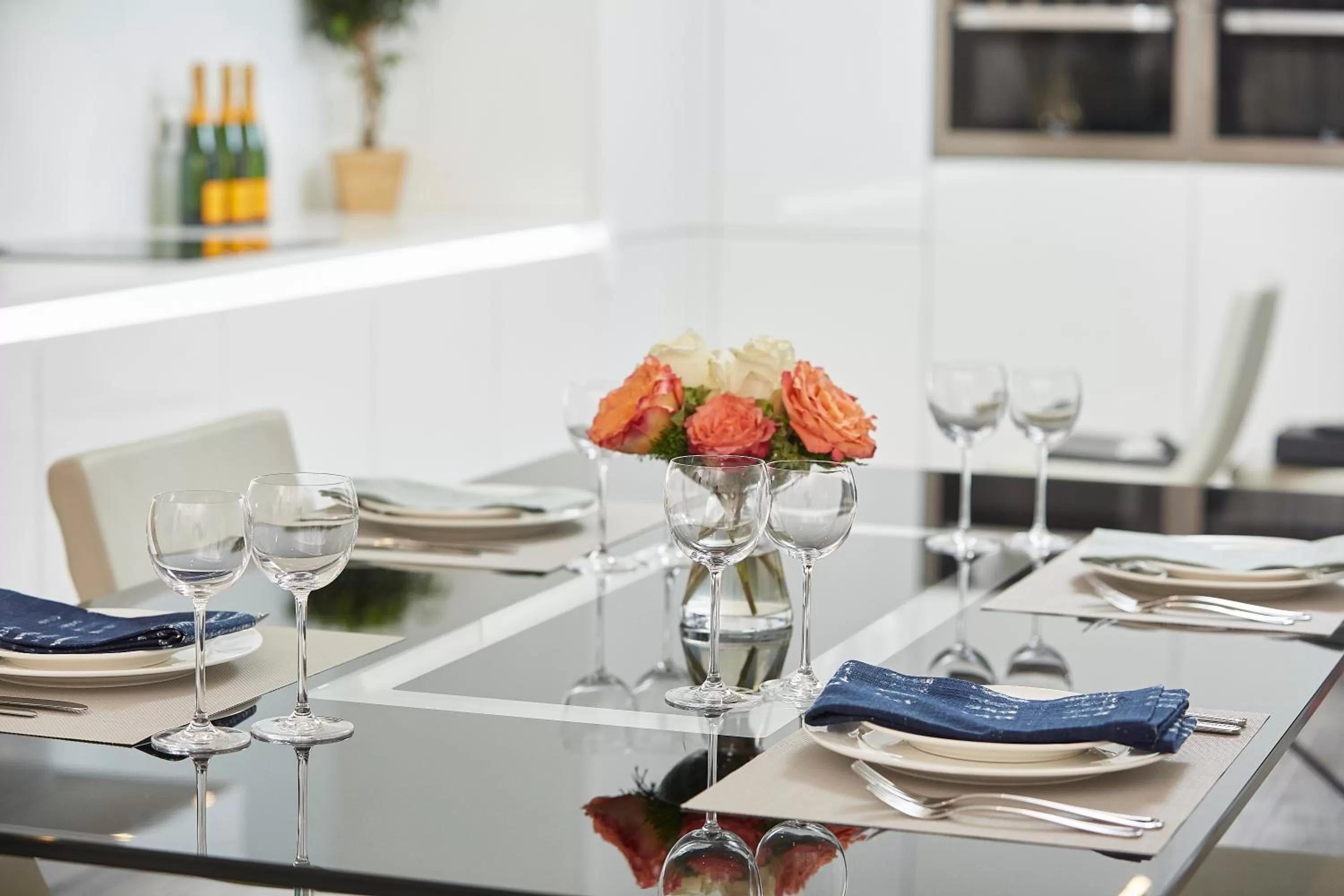 Dining area in Kwarleyz Residence, Accra