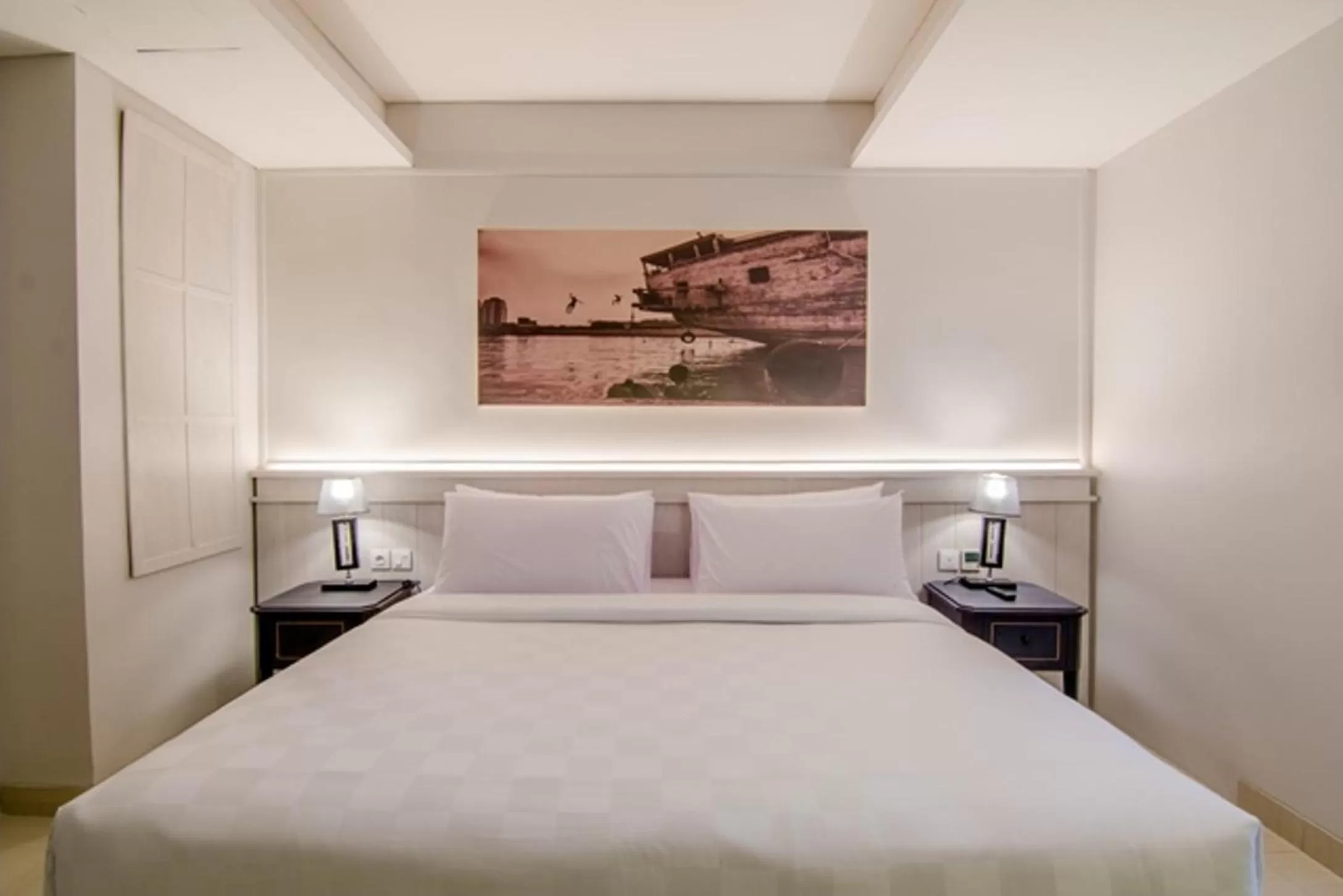 Bedroom, Bed in Jambuluwuk Thamrin Hotel