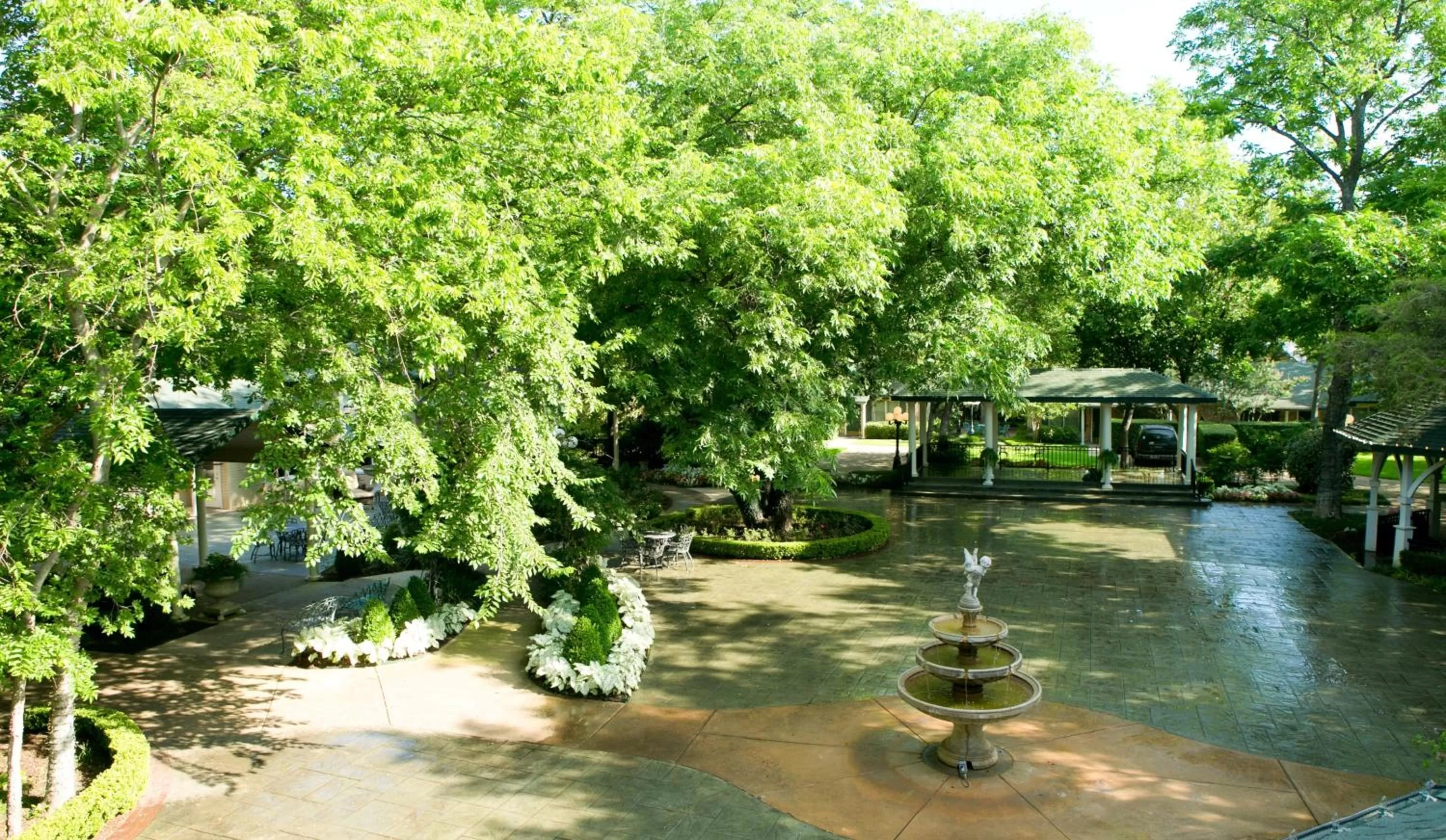 Garden view in The Sanford House Inn & Spa