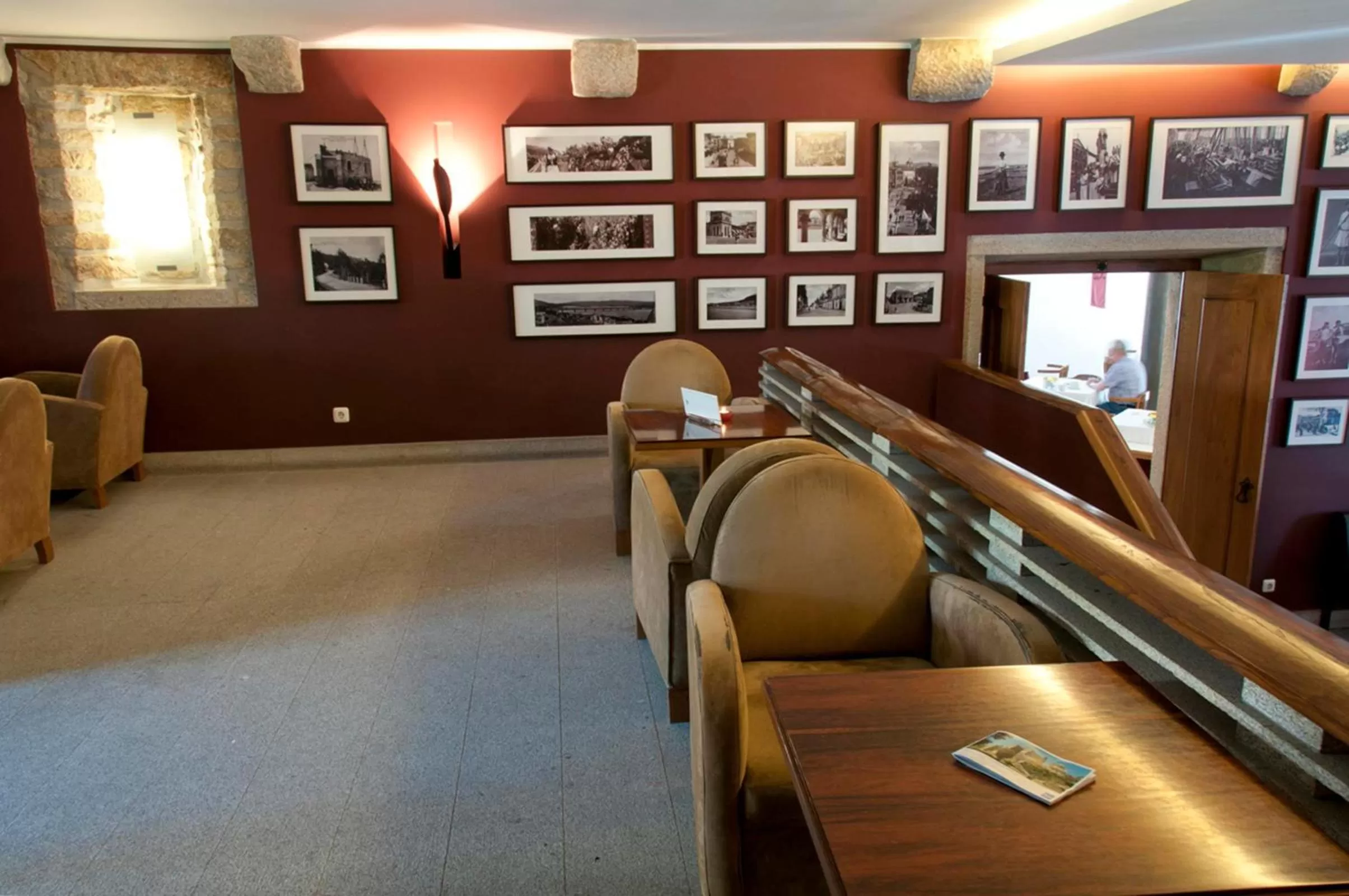 Lounge or bar in Casa Melo Alvim - by Unlock Hotels