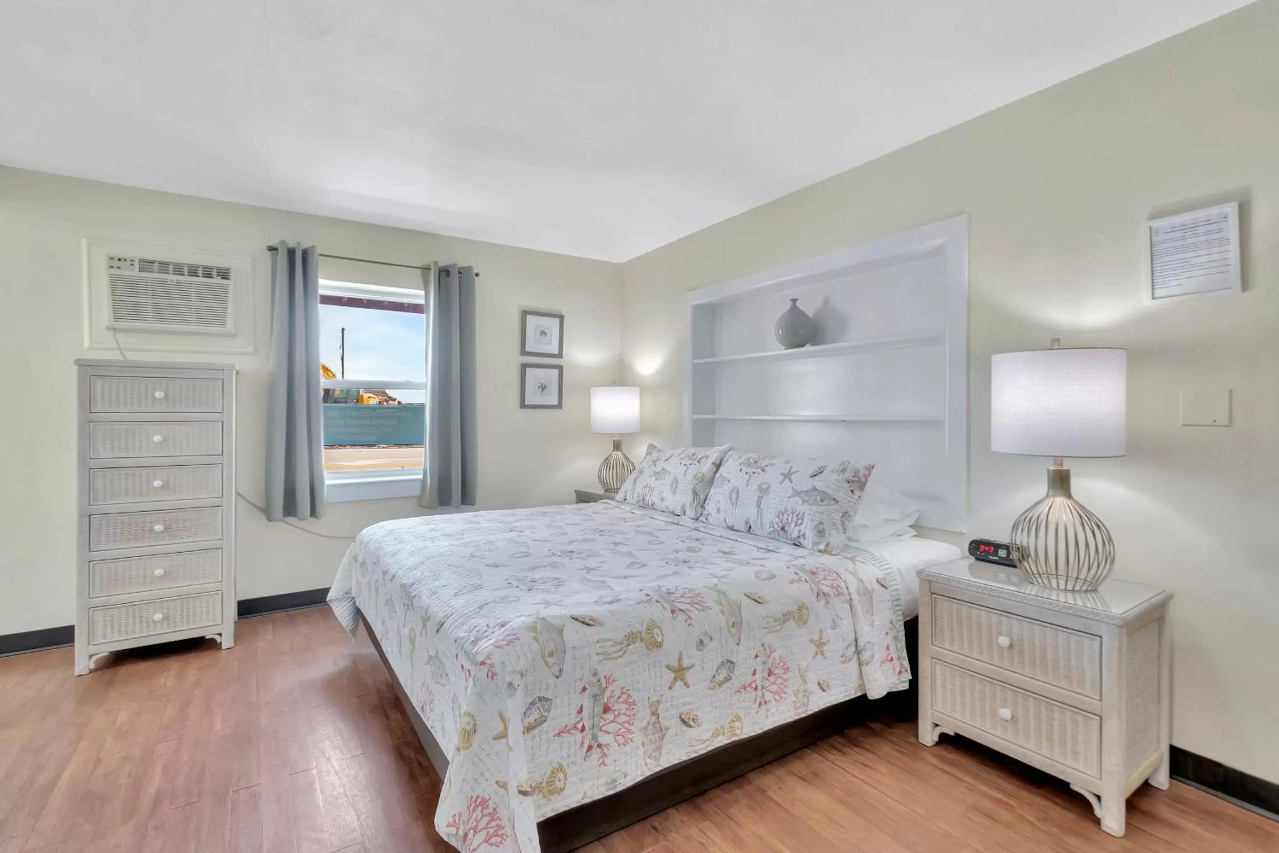 Bedroom, Bed in Seahorse Guesthouse