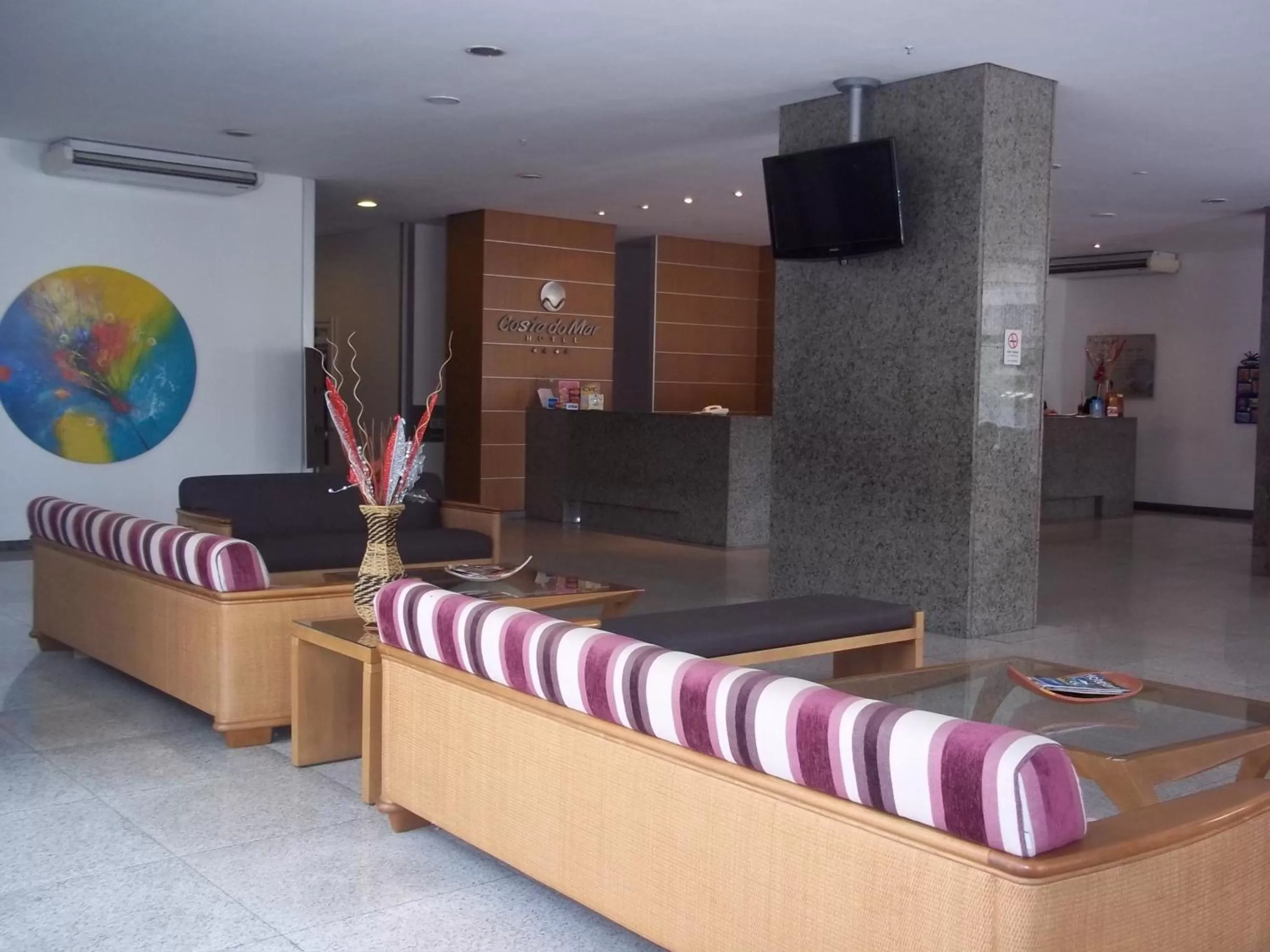 TV and multimedia in Costa do Mar Hotel