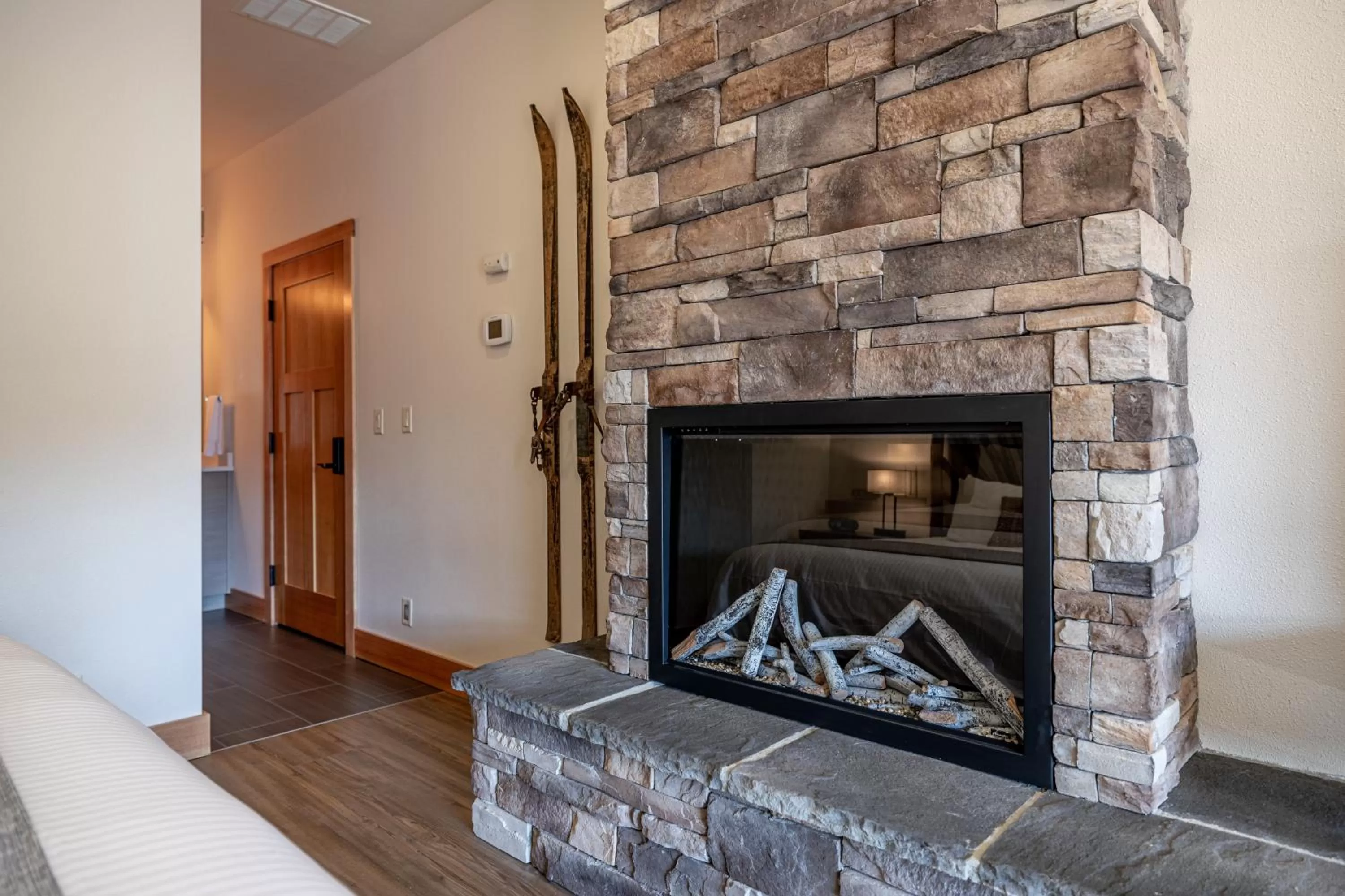 flat iron in Alpen Dorf Pension