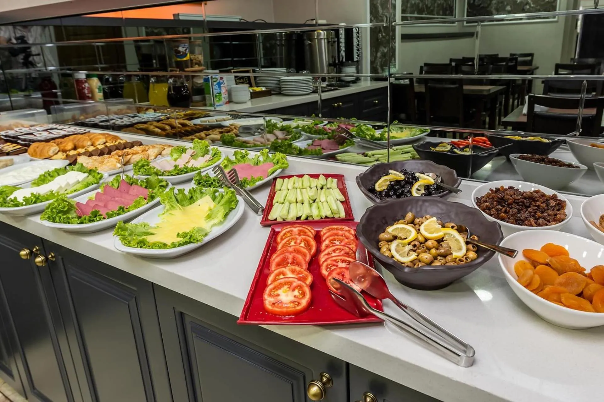 Food and drinks in Kadirga Antik Hotel - Sultanahmet