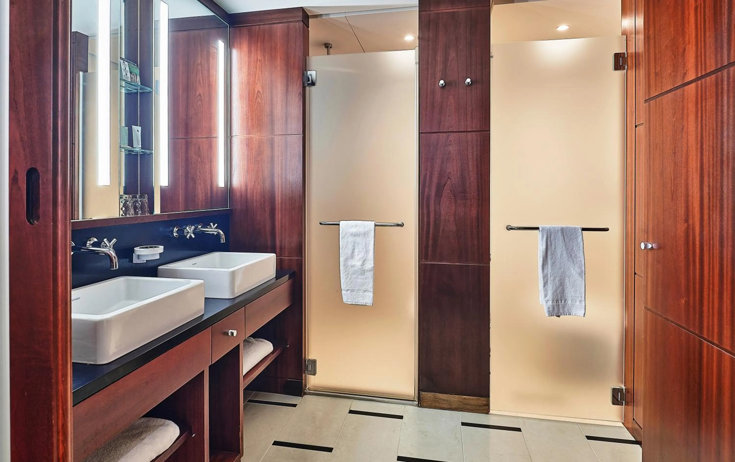 Bathroom in Le Mauritia Hotel et Spa