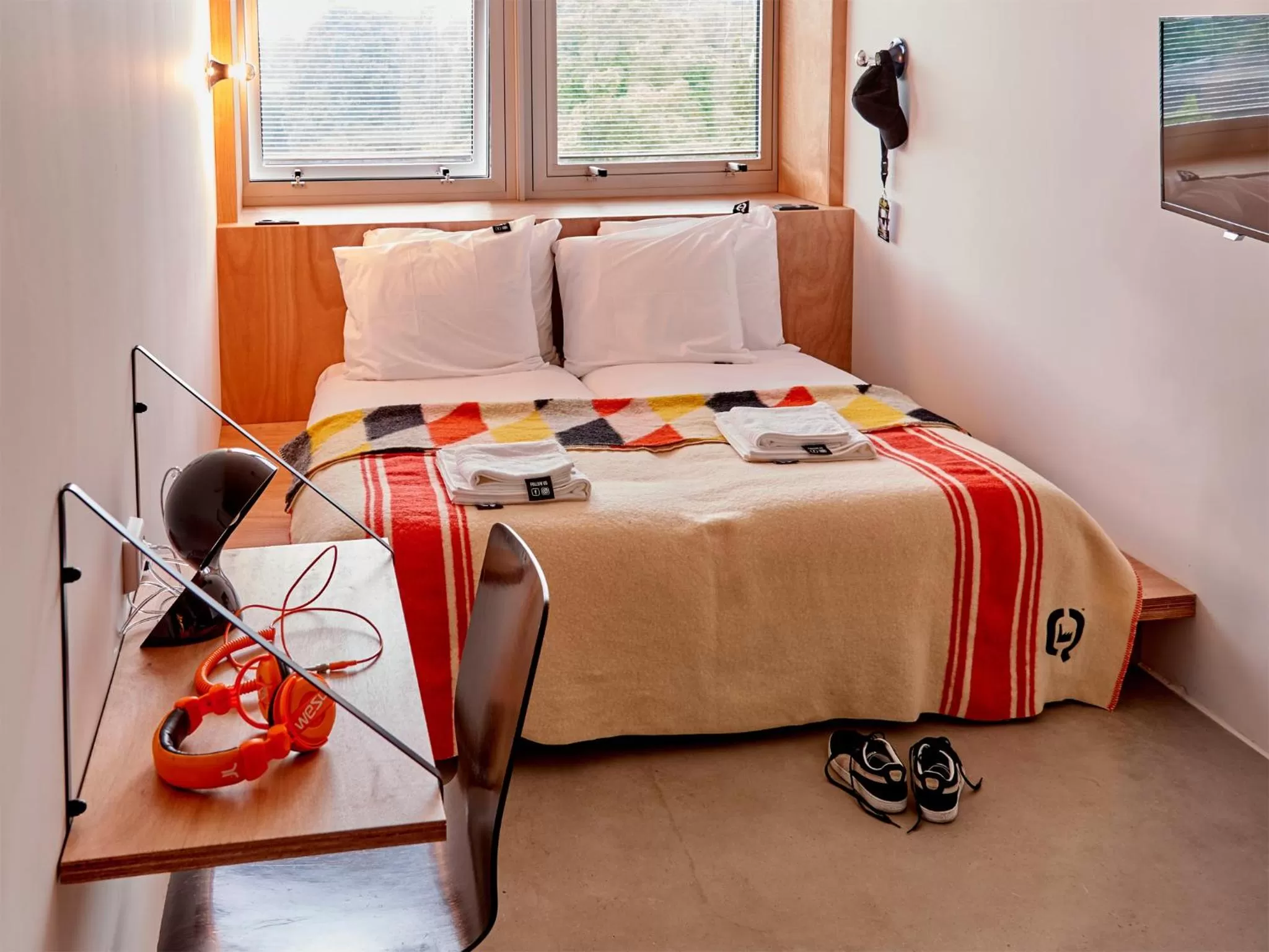 Bed in Q-Factory Hotel