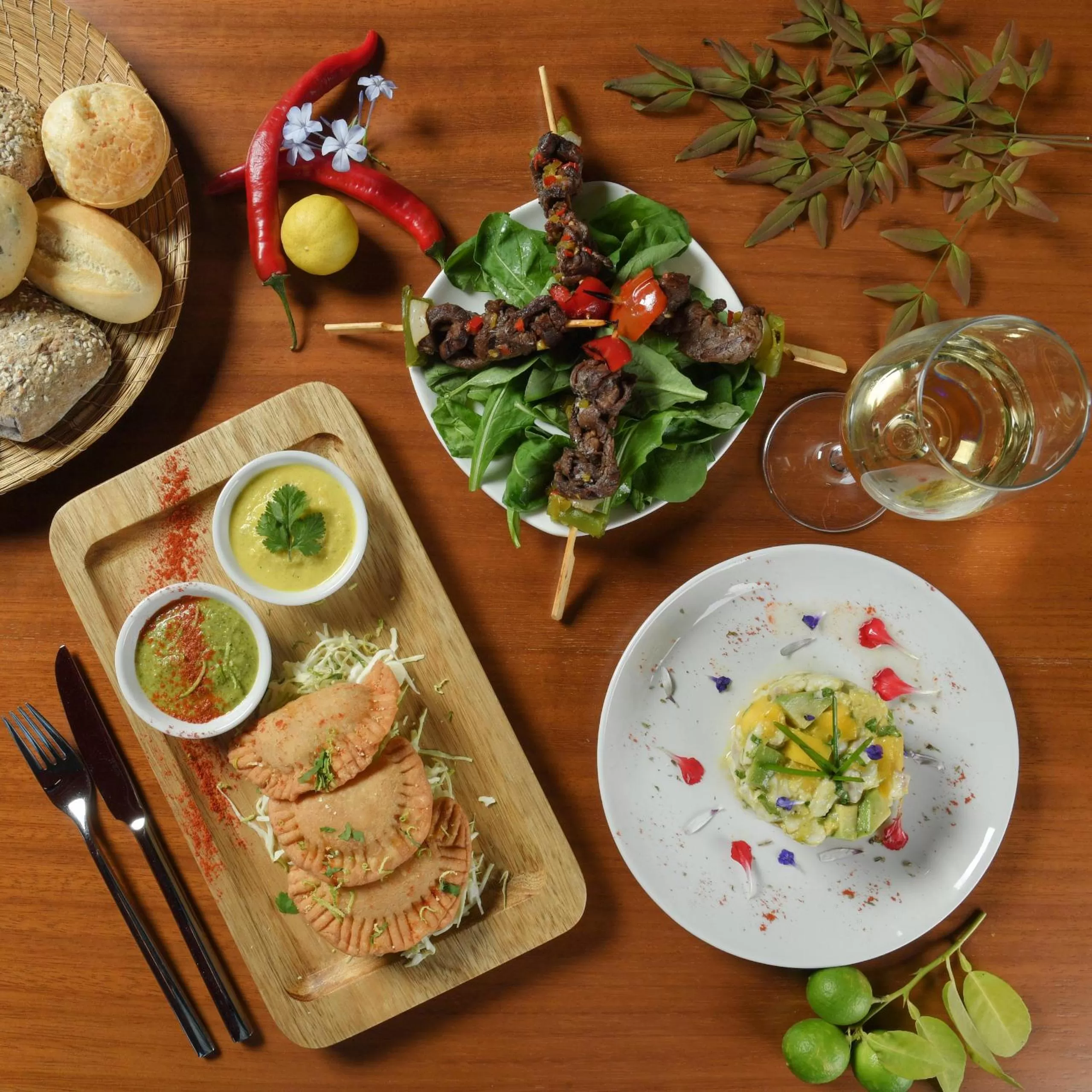 Restaurant/places to eat in Bossa Nova Beirut Hotel