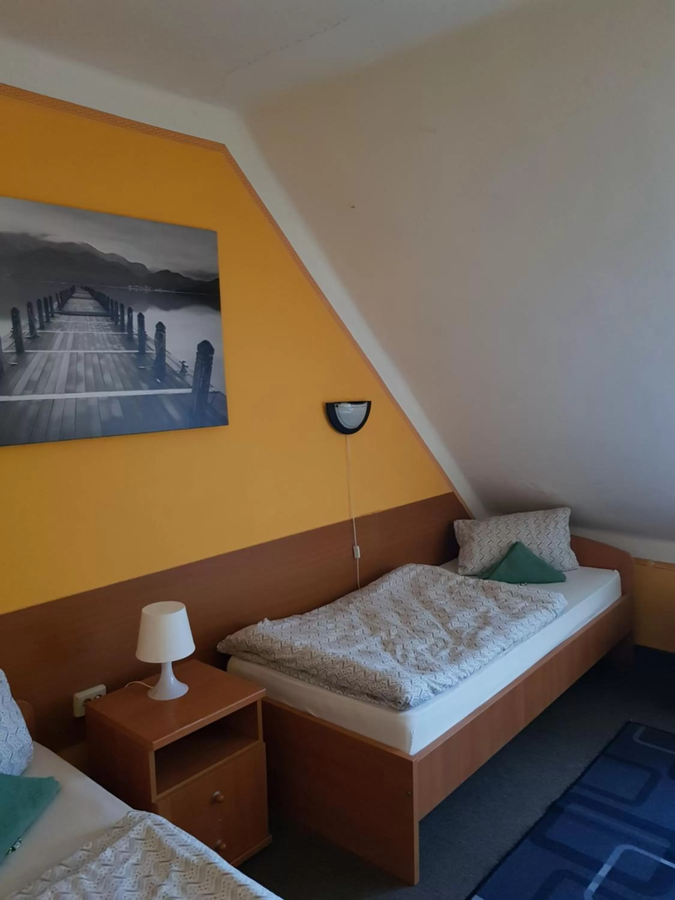 Bed in Romantik Étterem - Panzió