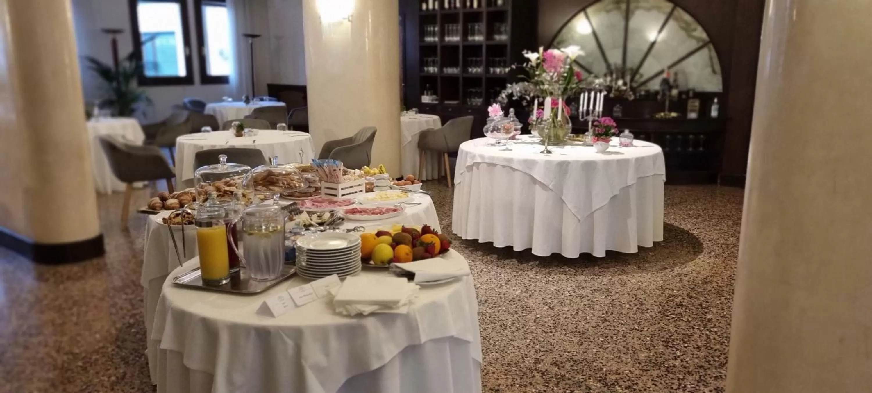 Breakfast in Villa Regina Margherita