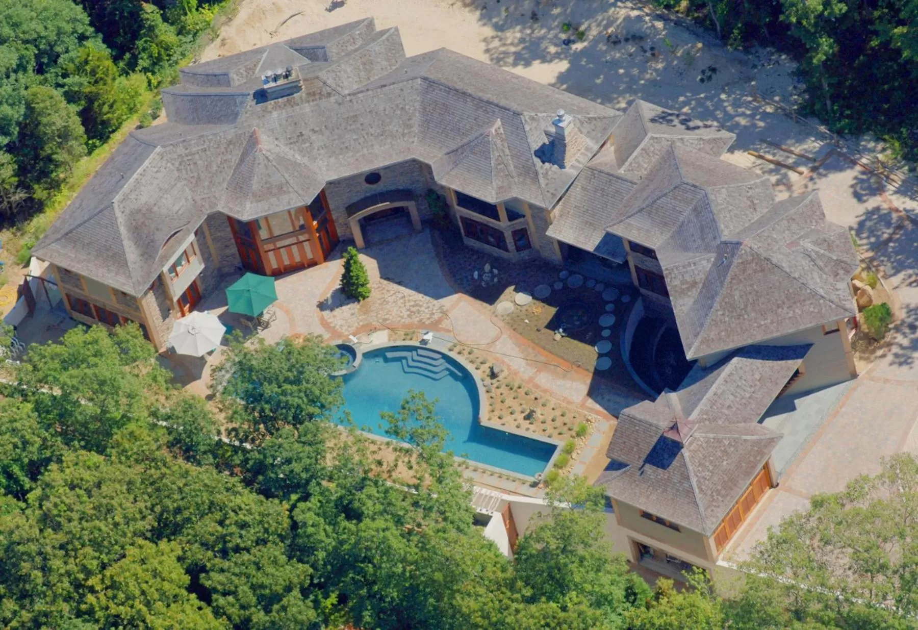 Bird's eye view in East Hampton Art House Bed and Breakfast