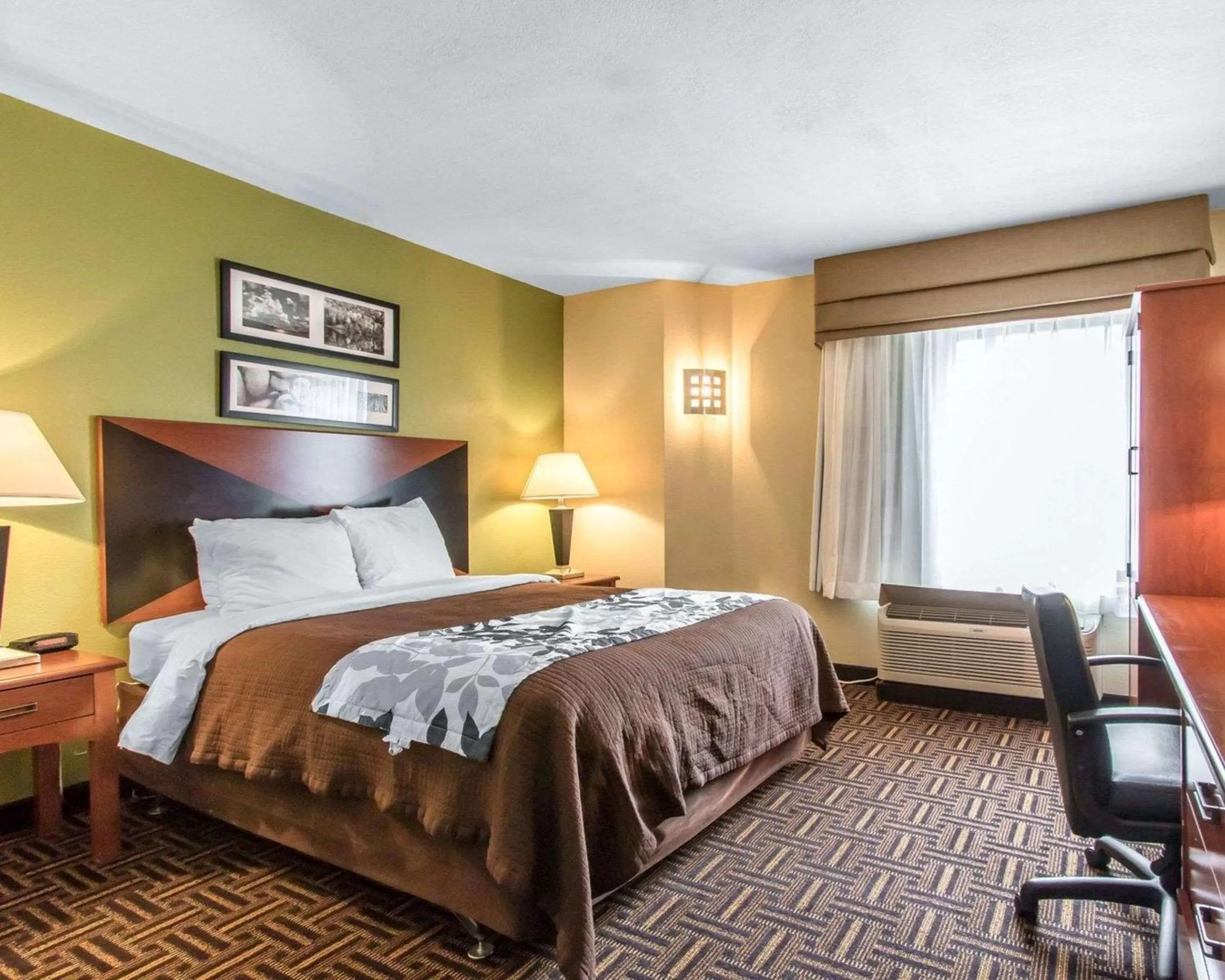 Photo of the whole room, Bed in The Douillet by Demeure Hotels