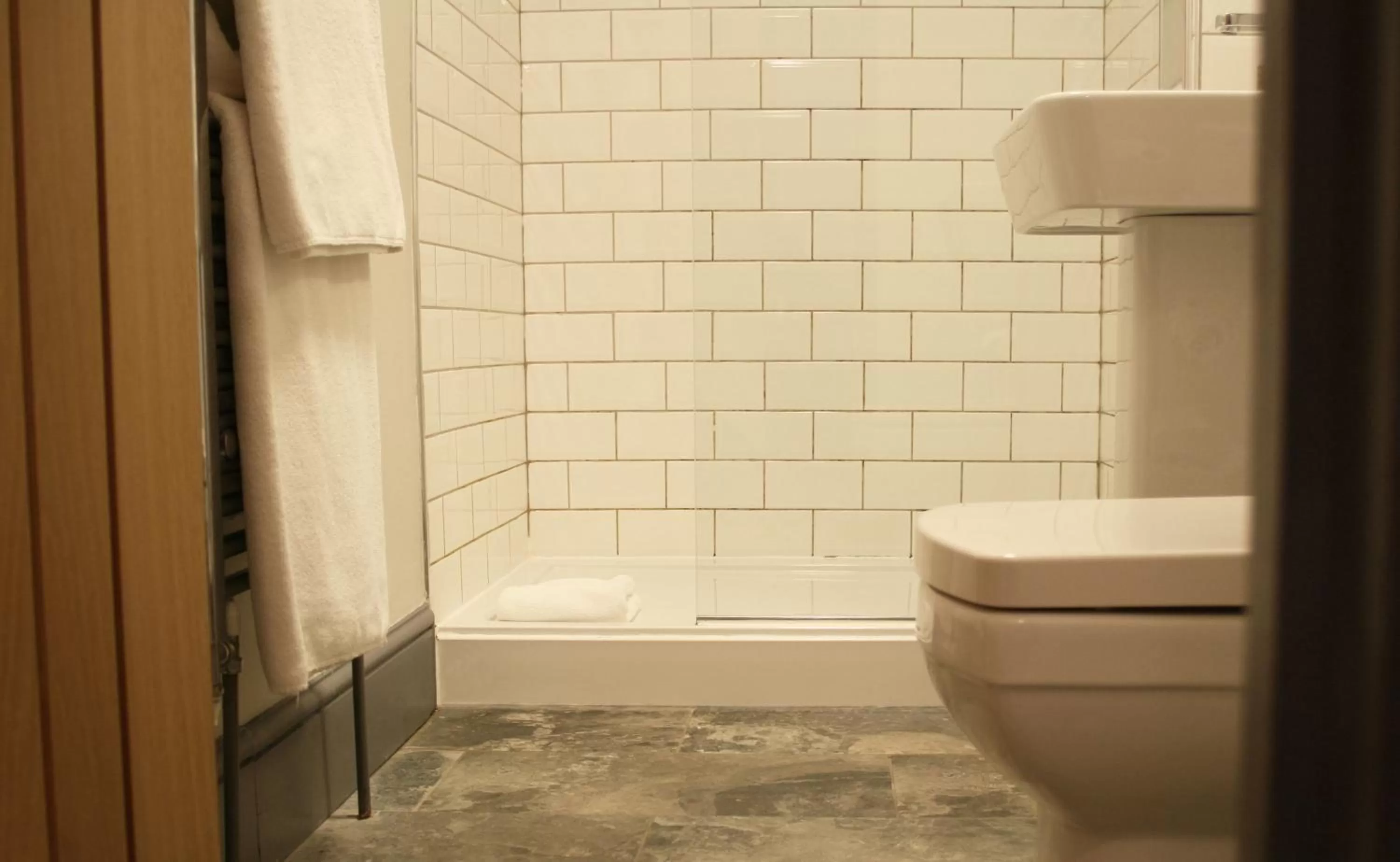 Shower in The Cross at Croscombe