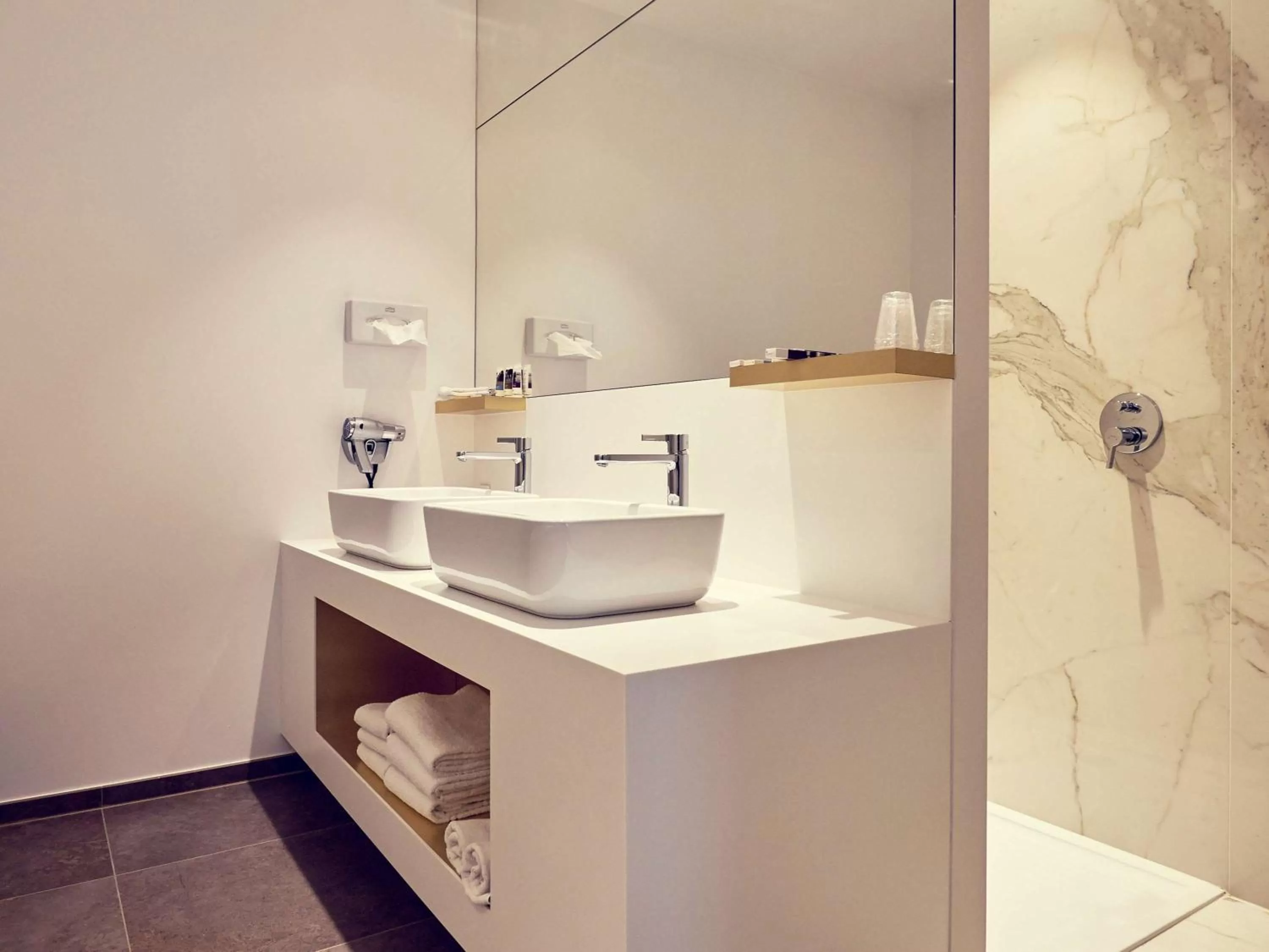 Photo of the whole room in C-Hotels Westwing