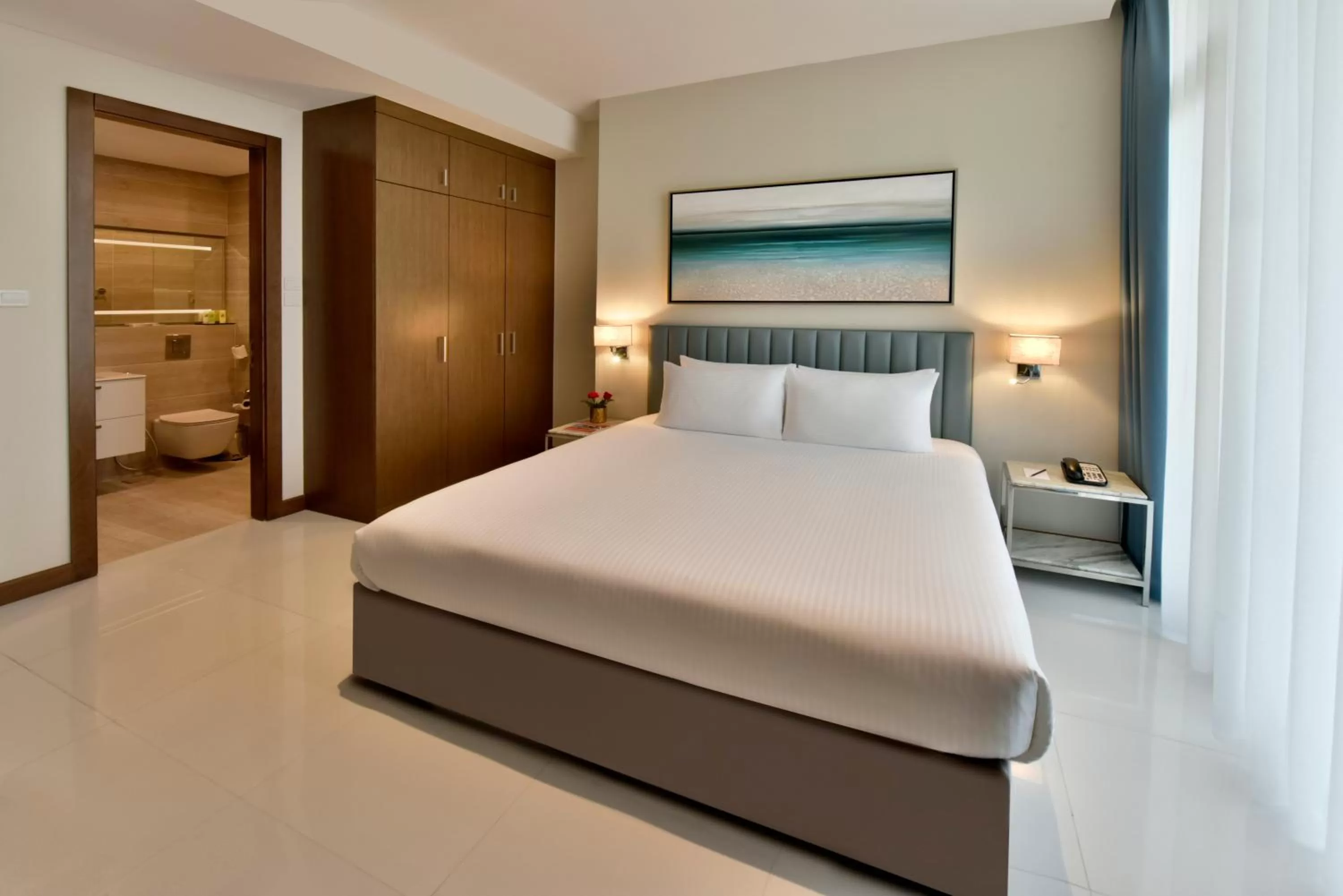 Bed in Swiss-Belsuites Admiral Juffair