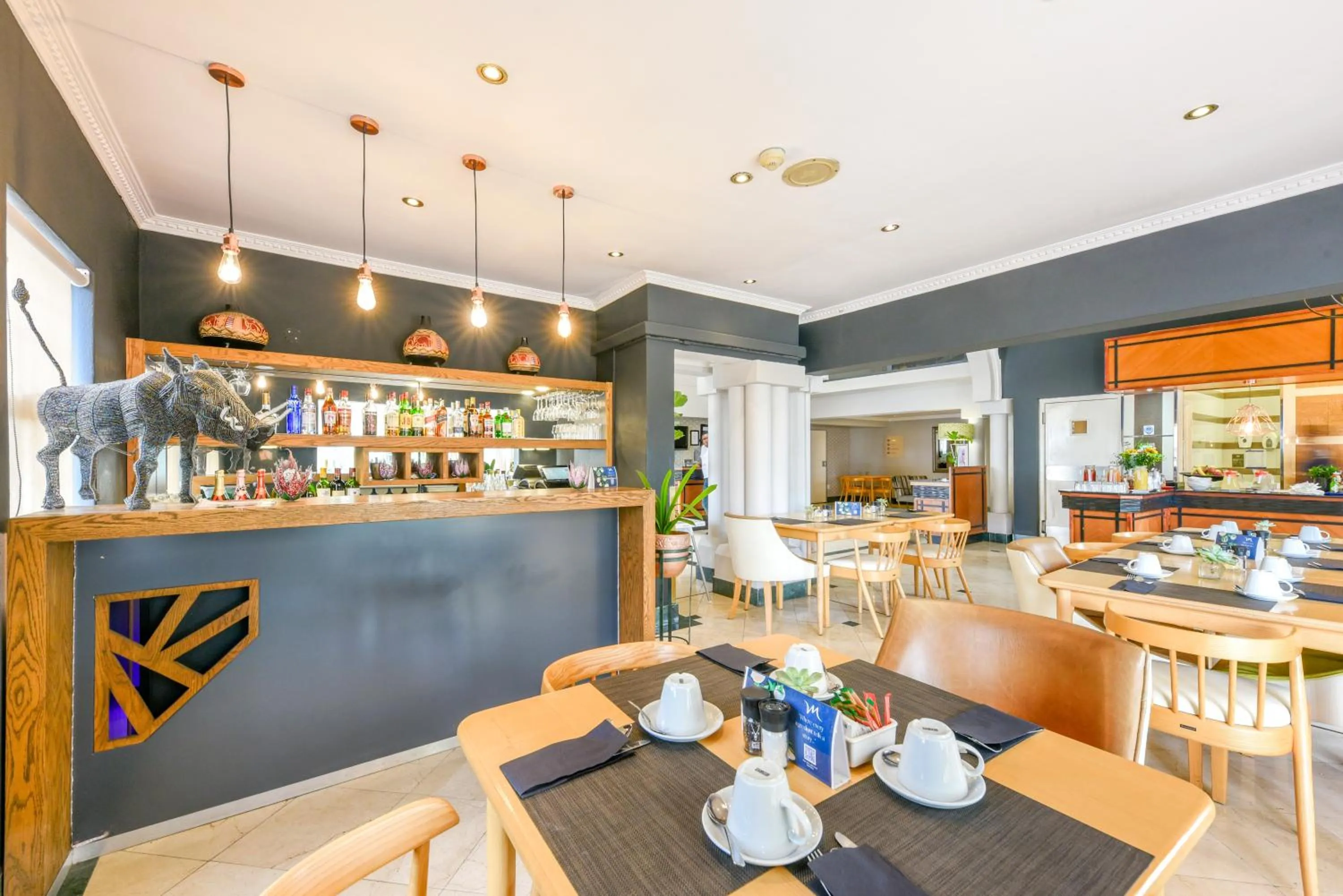 Lounge or bar in Mercure Johannesburg Midrand