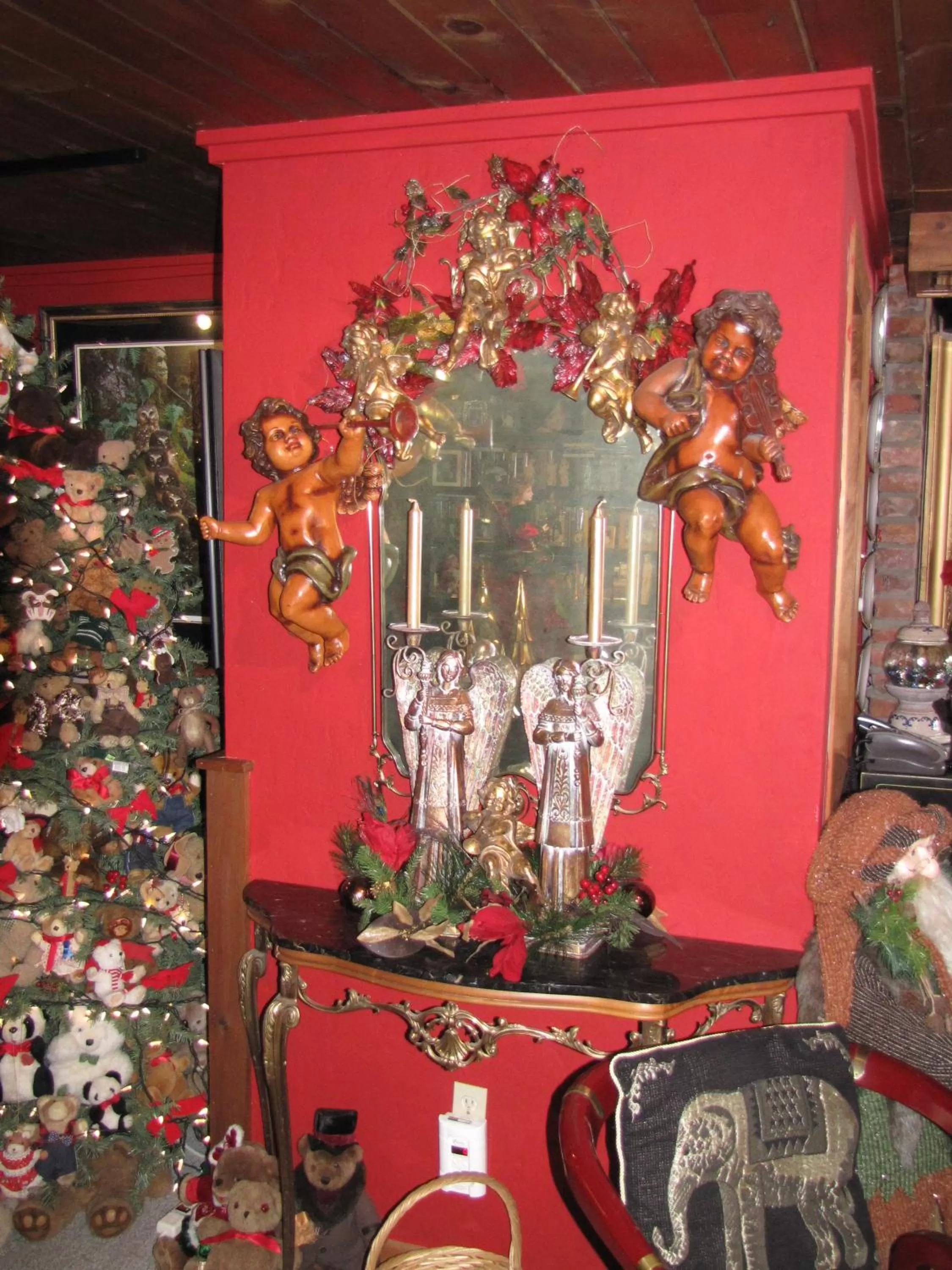 Decorative detail in Shambhala Bed and Breakfast