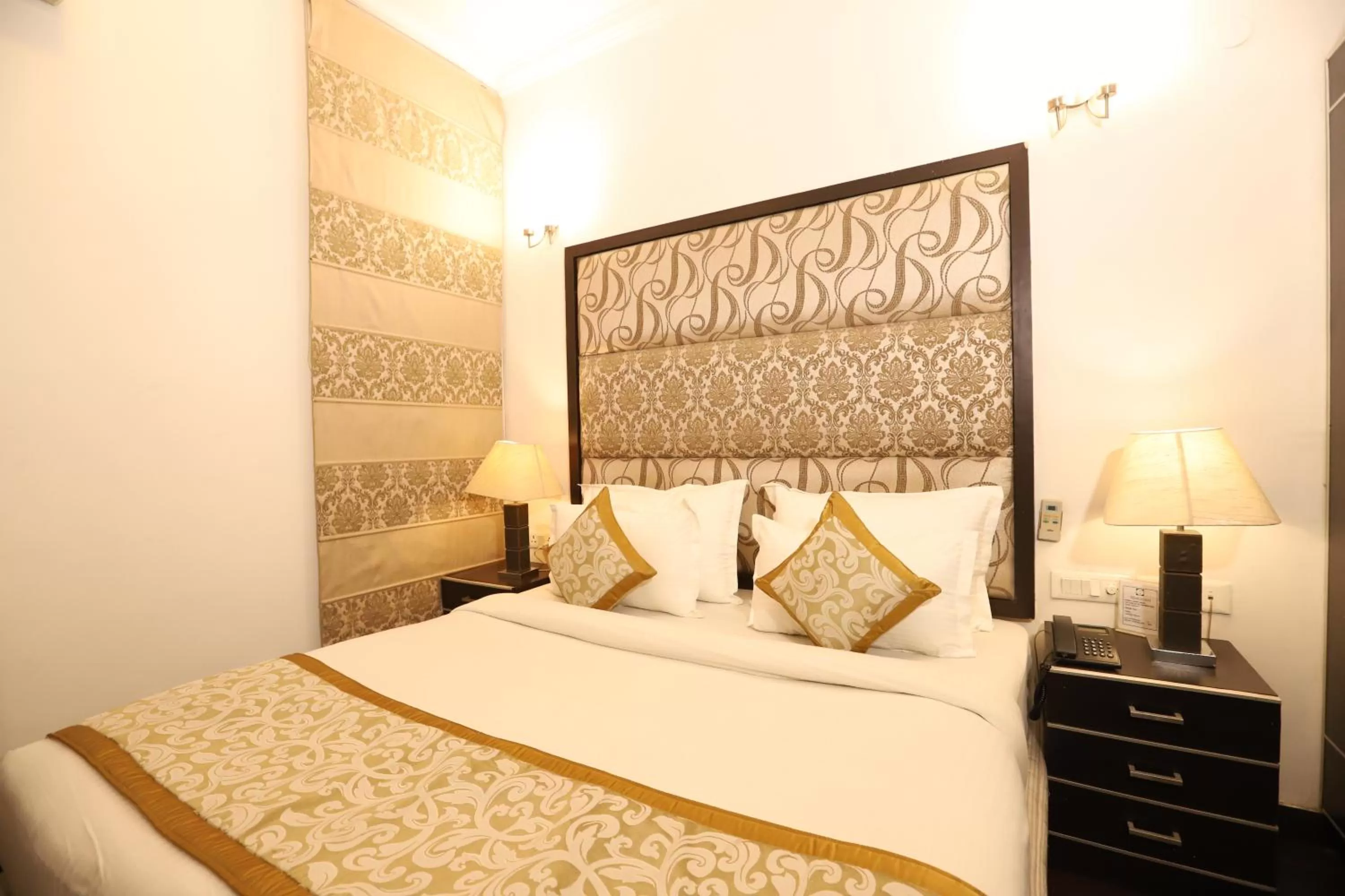Bed in Hotel Capitol Hills - Greater Kailash Delhi