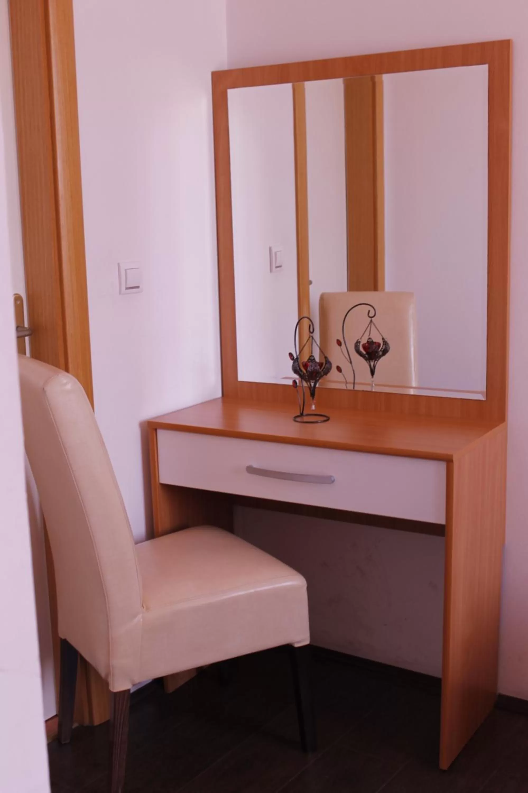 Seating area, Bathroom in Villa Sparadise