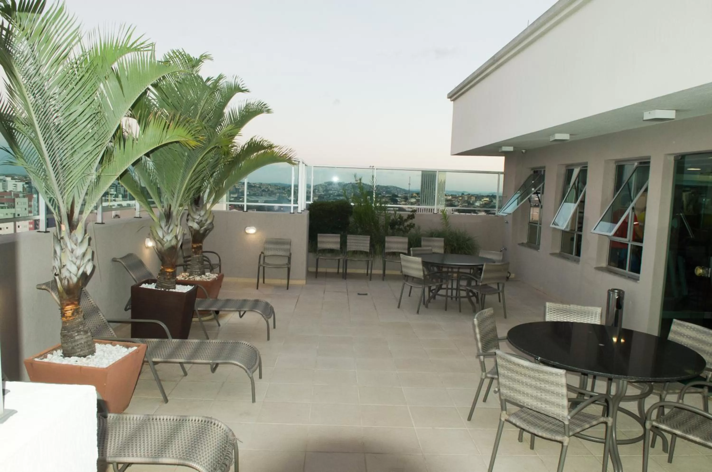 Balcony/Terrace, Restaurant/Places to Eat in Ímpar Suítes Cidade Nova