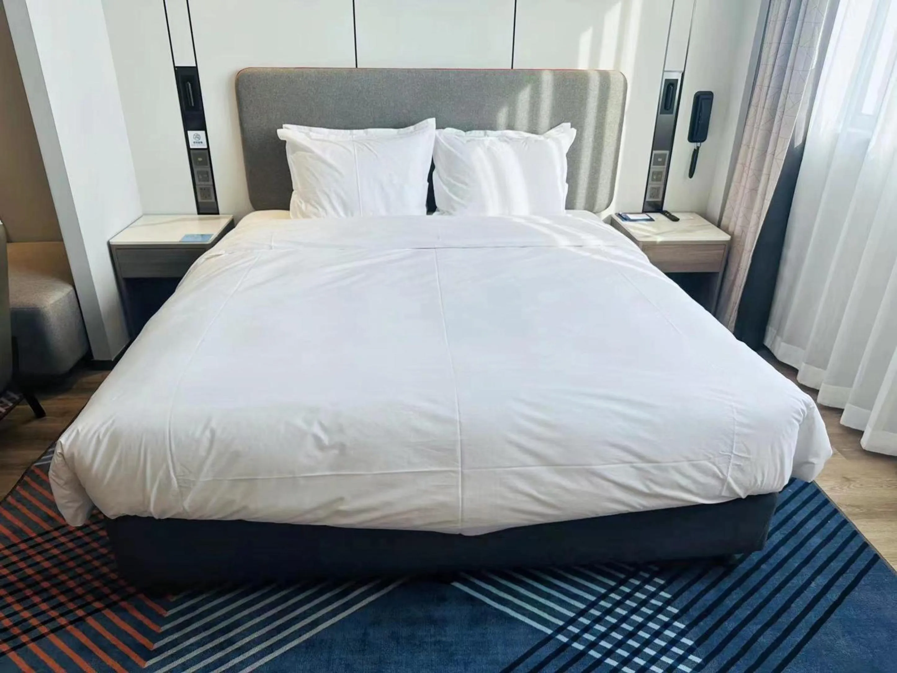 King Suite in Holiday Inn Express Suzhou Luzhi by IHG