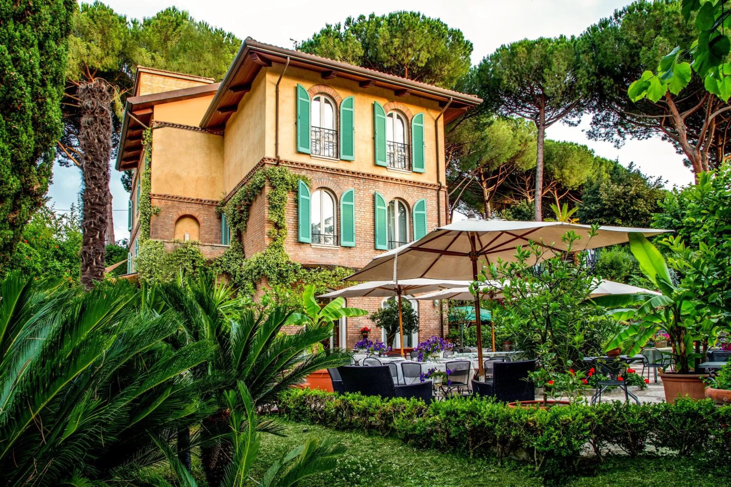 Staff in Residence Verdeborgo