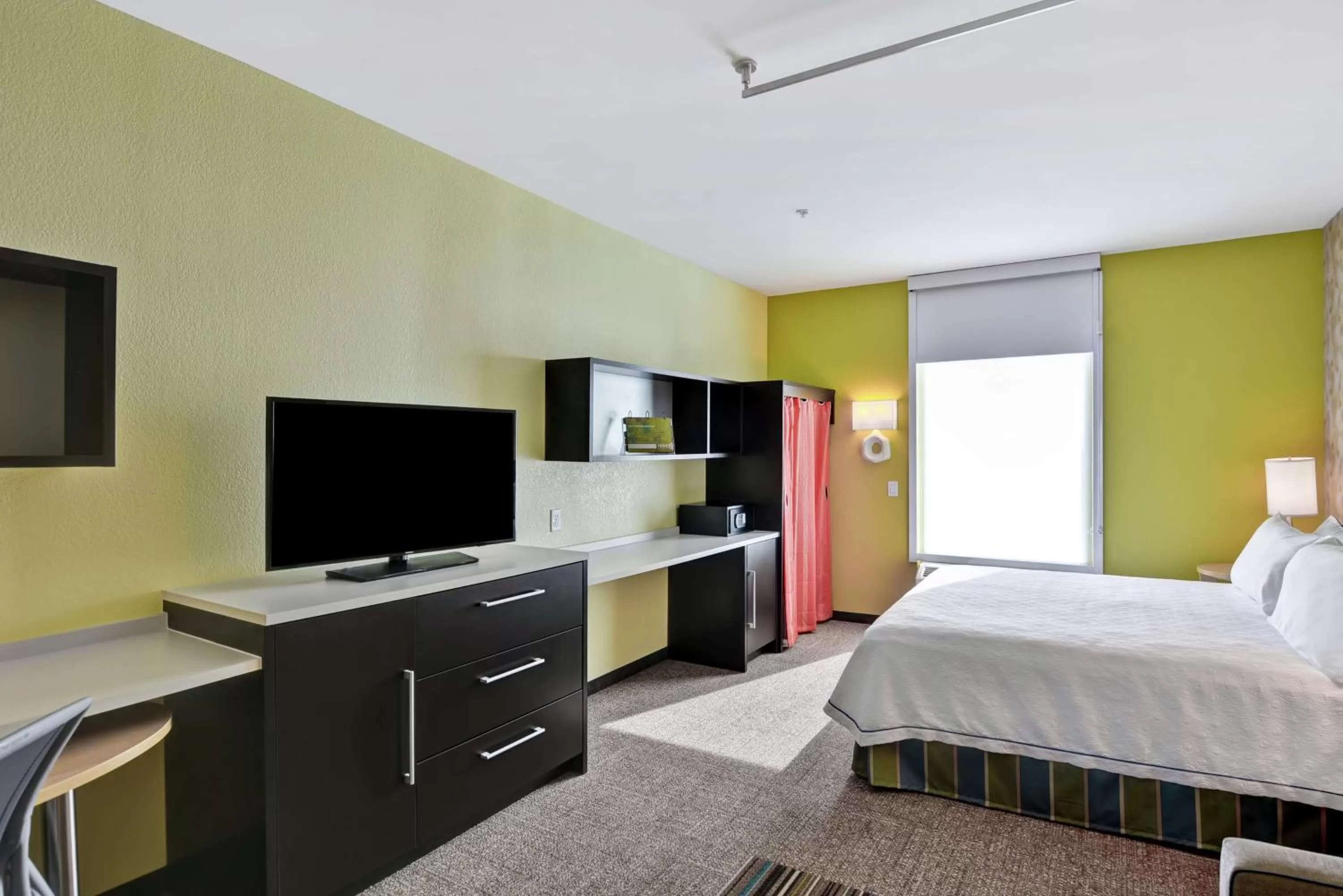 King Suite - Accessible Roll In Shower - Non-Smoking in Home2 Suites By Hilton Baytown