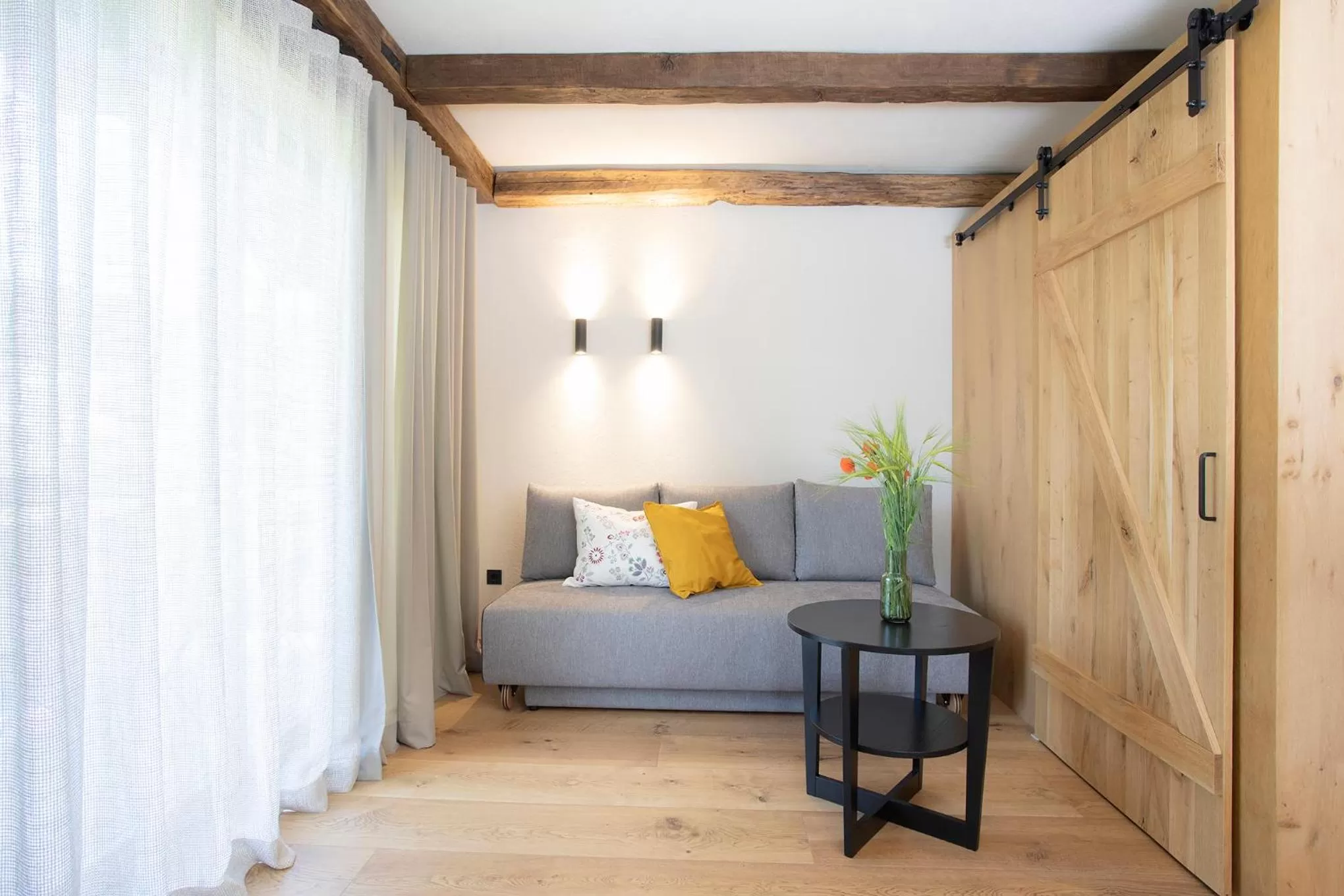 Living room, Seating Area in House Troha