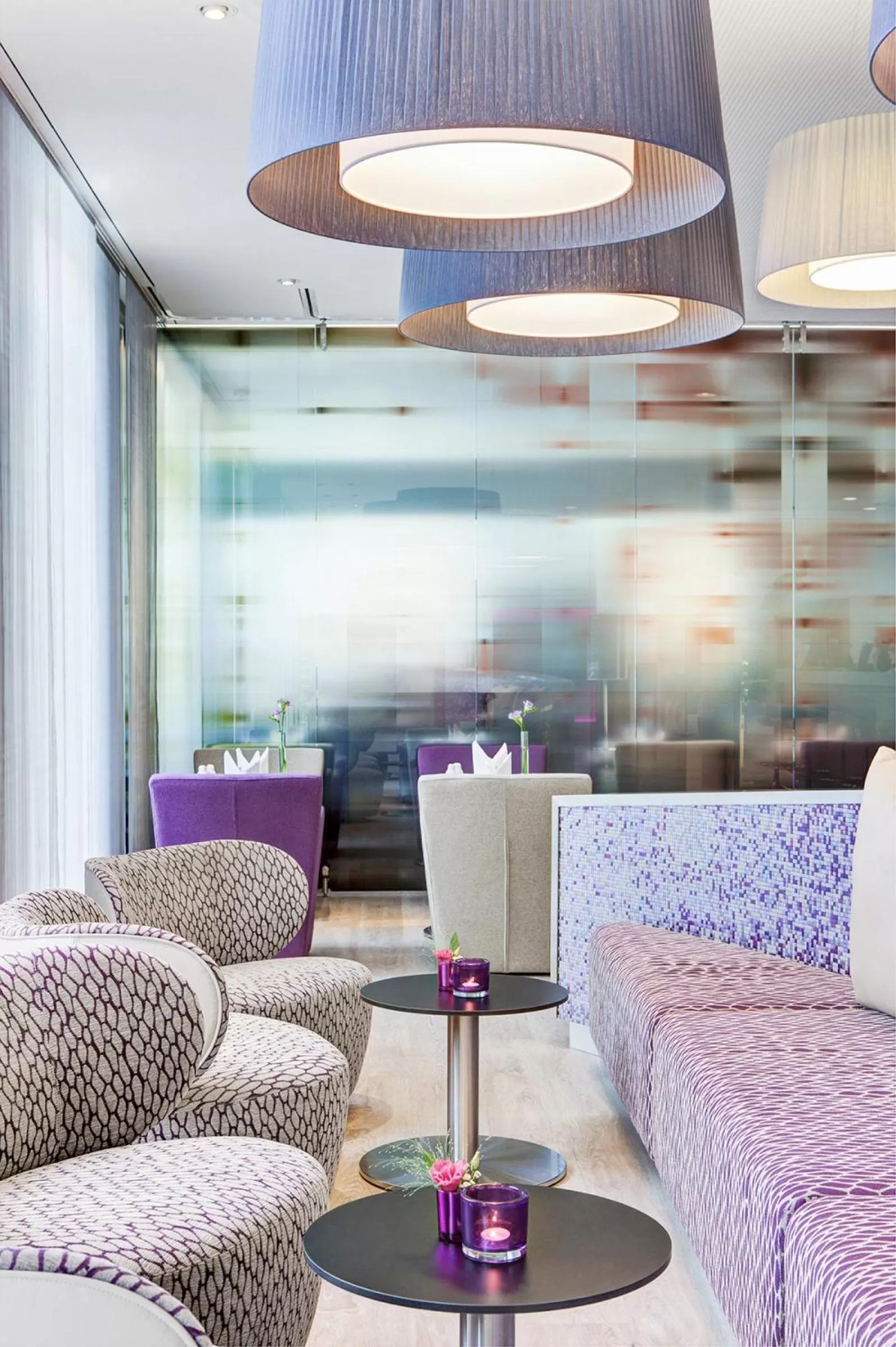 Lounge or bar in IntercityHotel Rostock