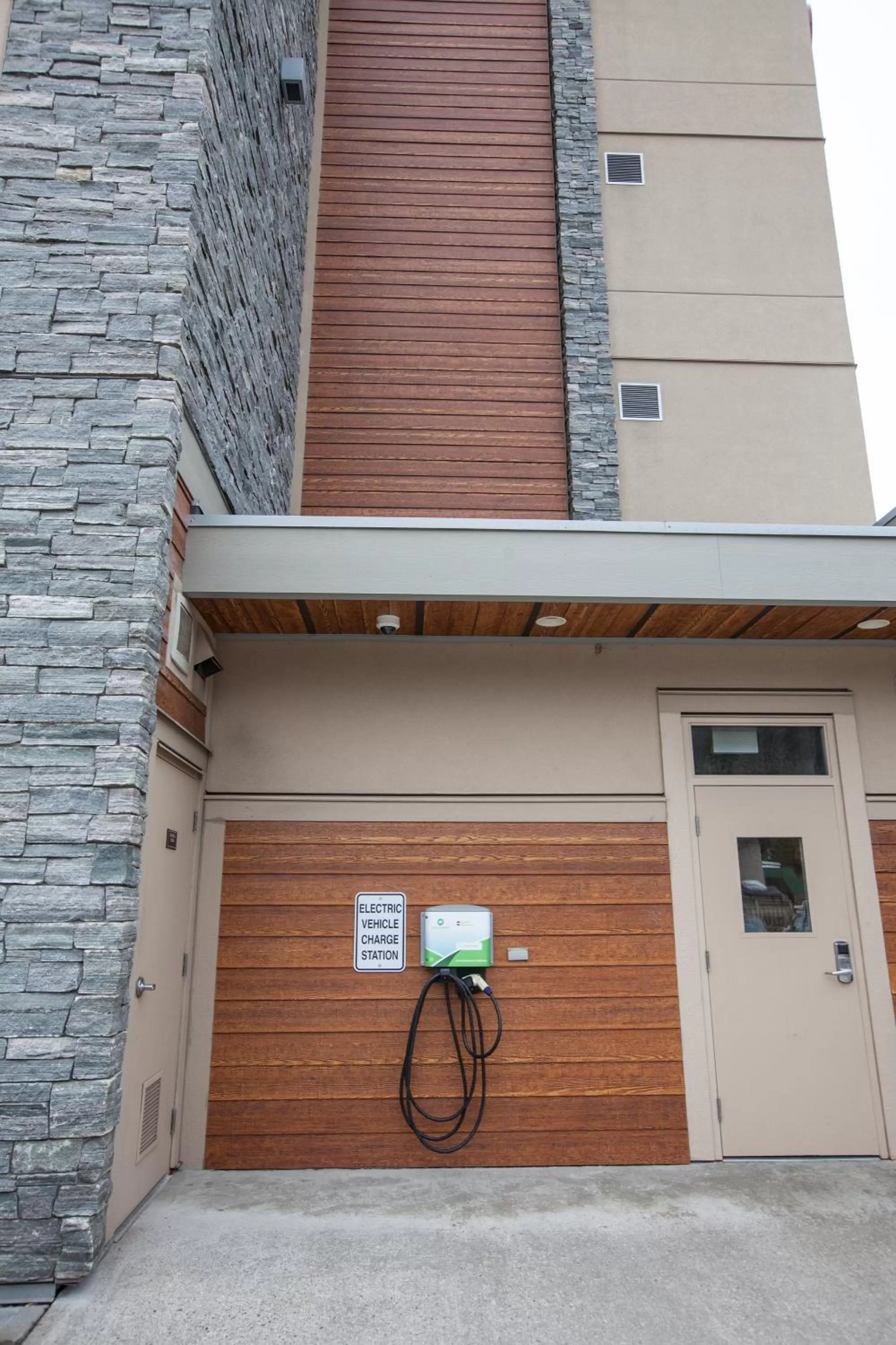 Property building in Best Western Plus Revelstoke