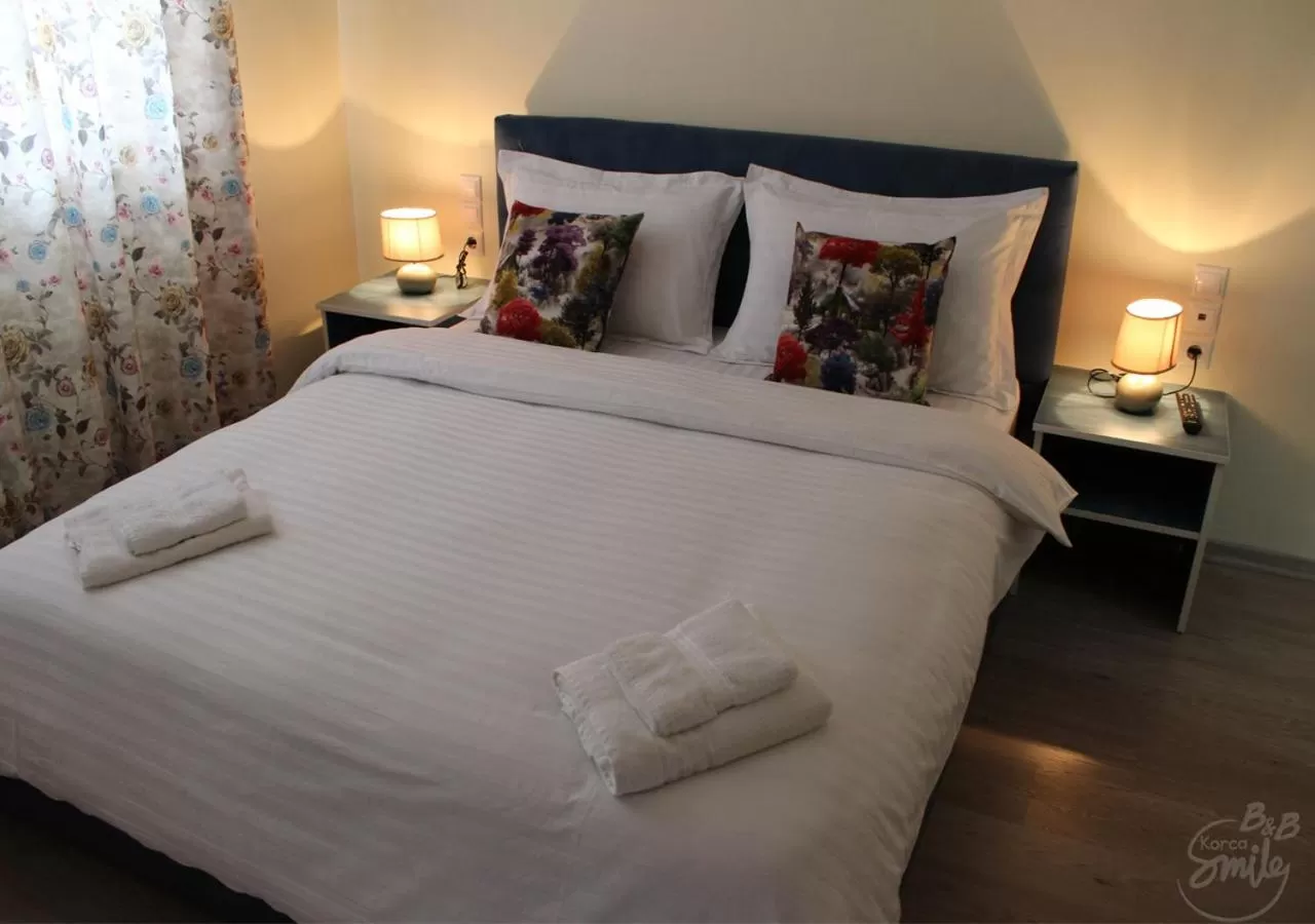 Bed in KorcaSmileHotel