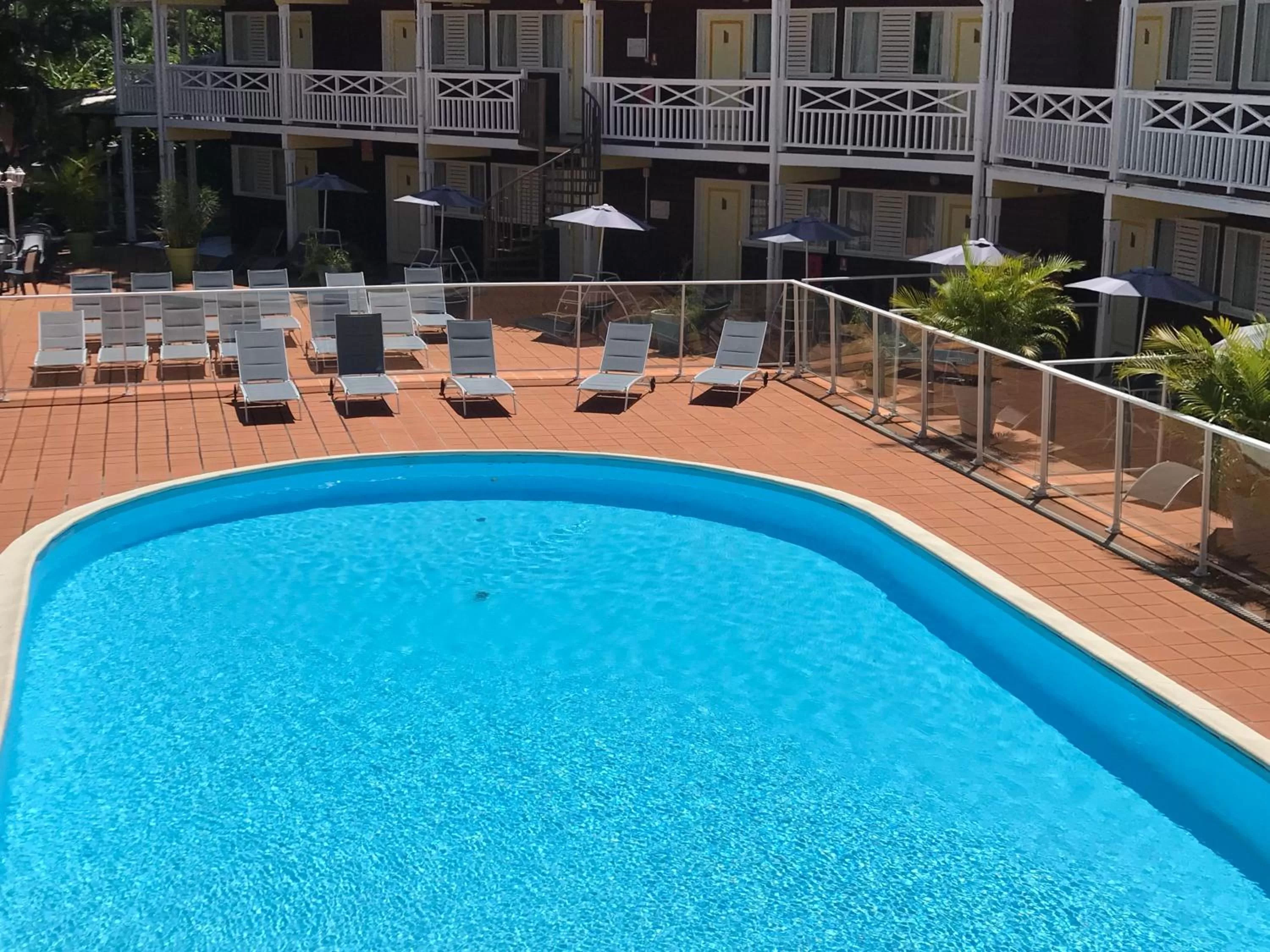 Swimming pool in Hotel La Maison Creole