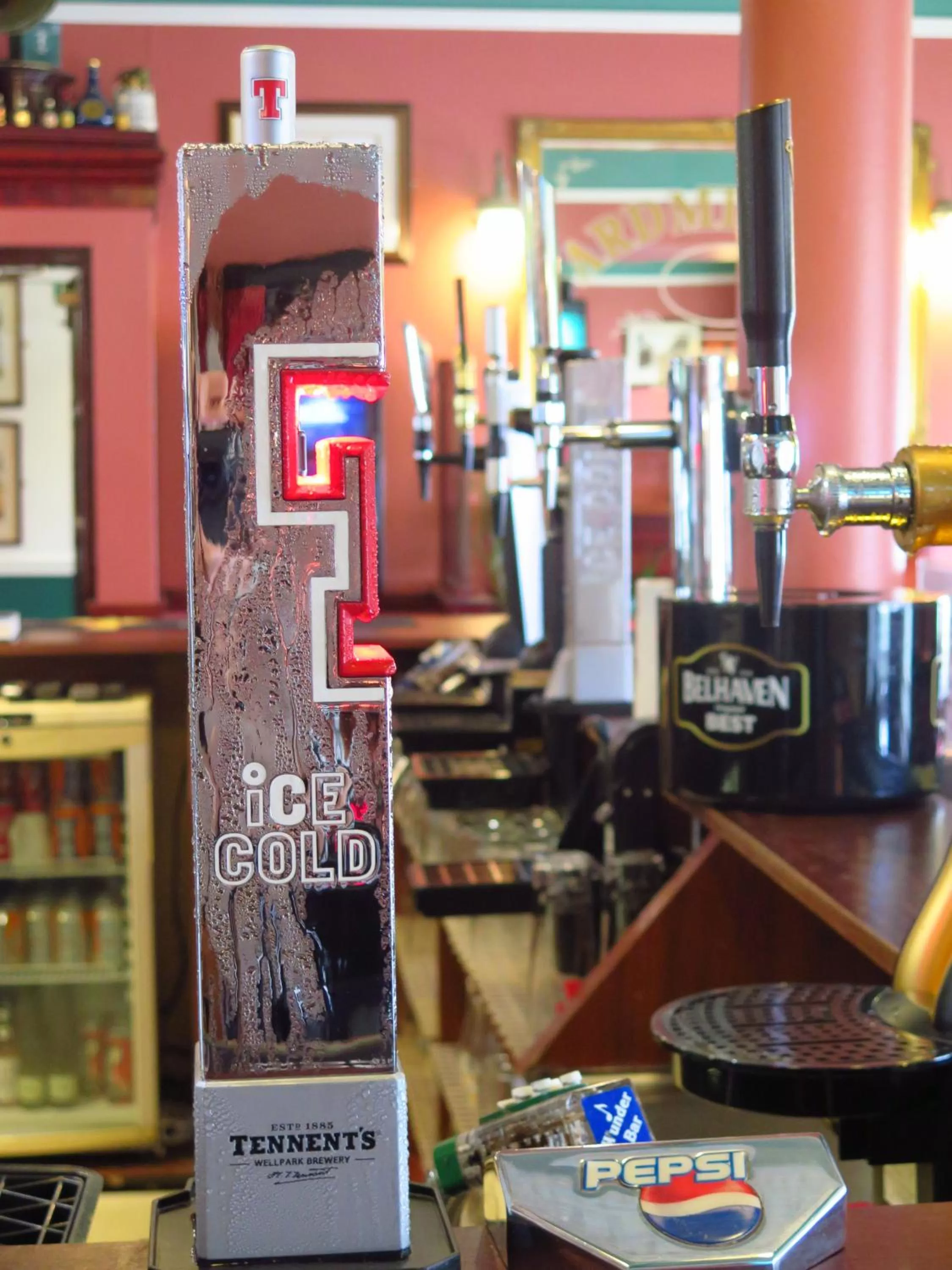 Lounge or bar in Ardmillan Hotel