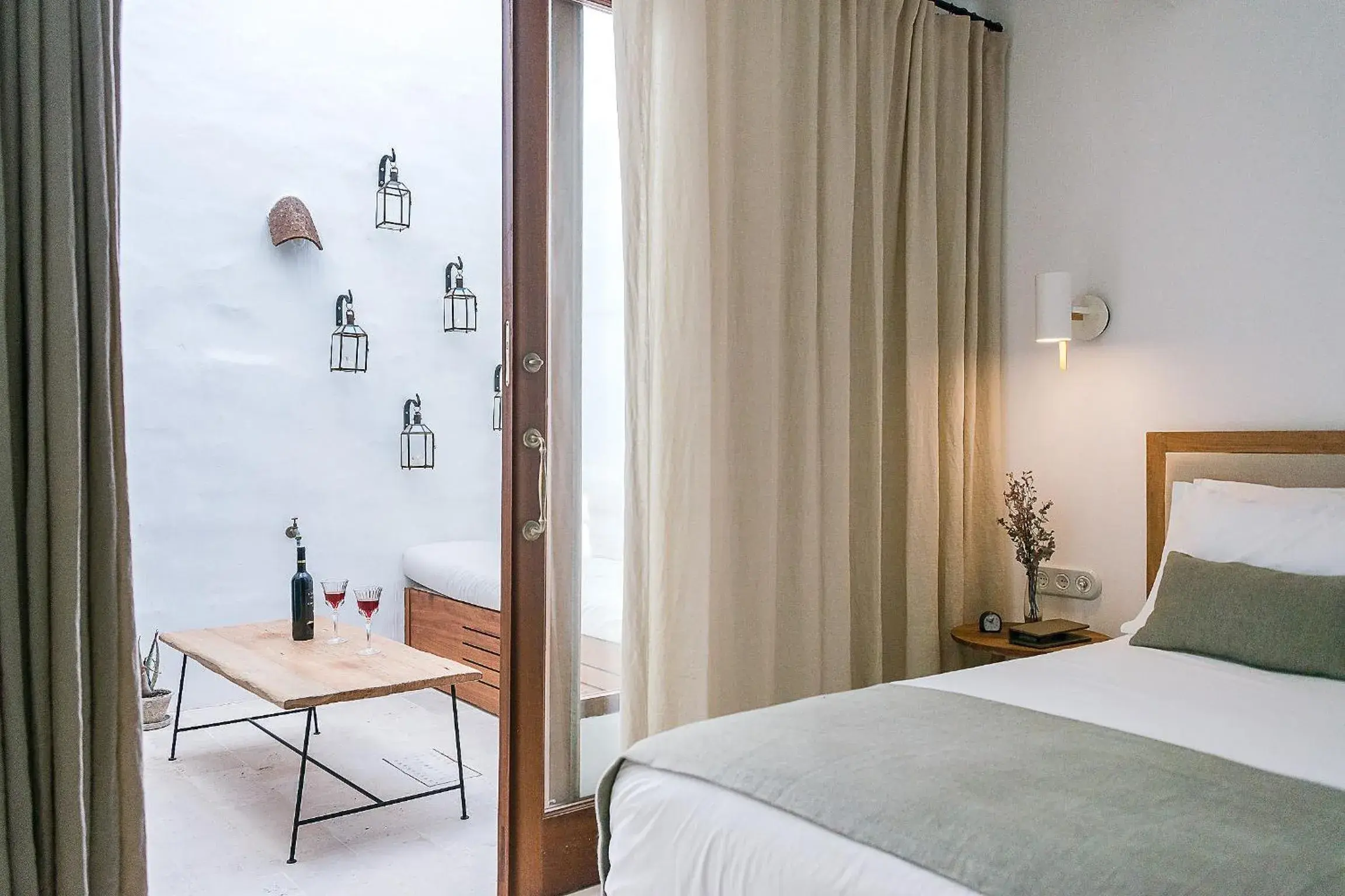 Deluxe Suite with Terrace - single occupancy in S'Hotelet d'es Born - Suites & SPA Deluxe Suite with Terrace - single occupancy in S'Hotelet d'es Born - Suites & SPA