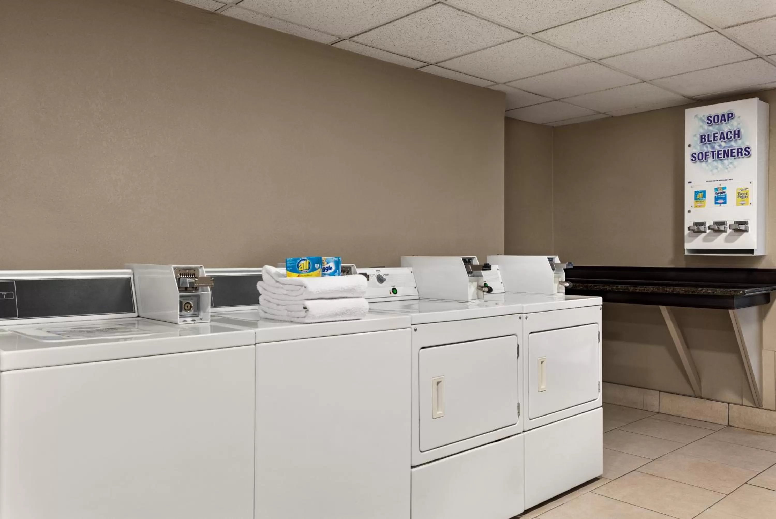 laundry, Kitchen/Kitchenette in IBAN Hotel, Trademark Collection by Wyndham