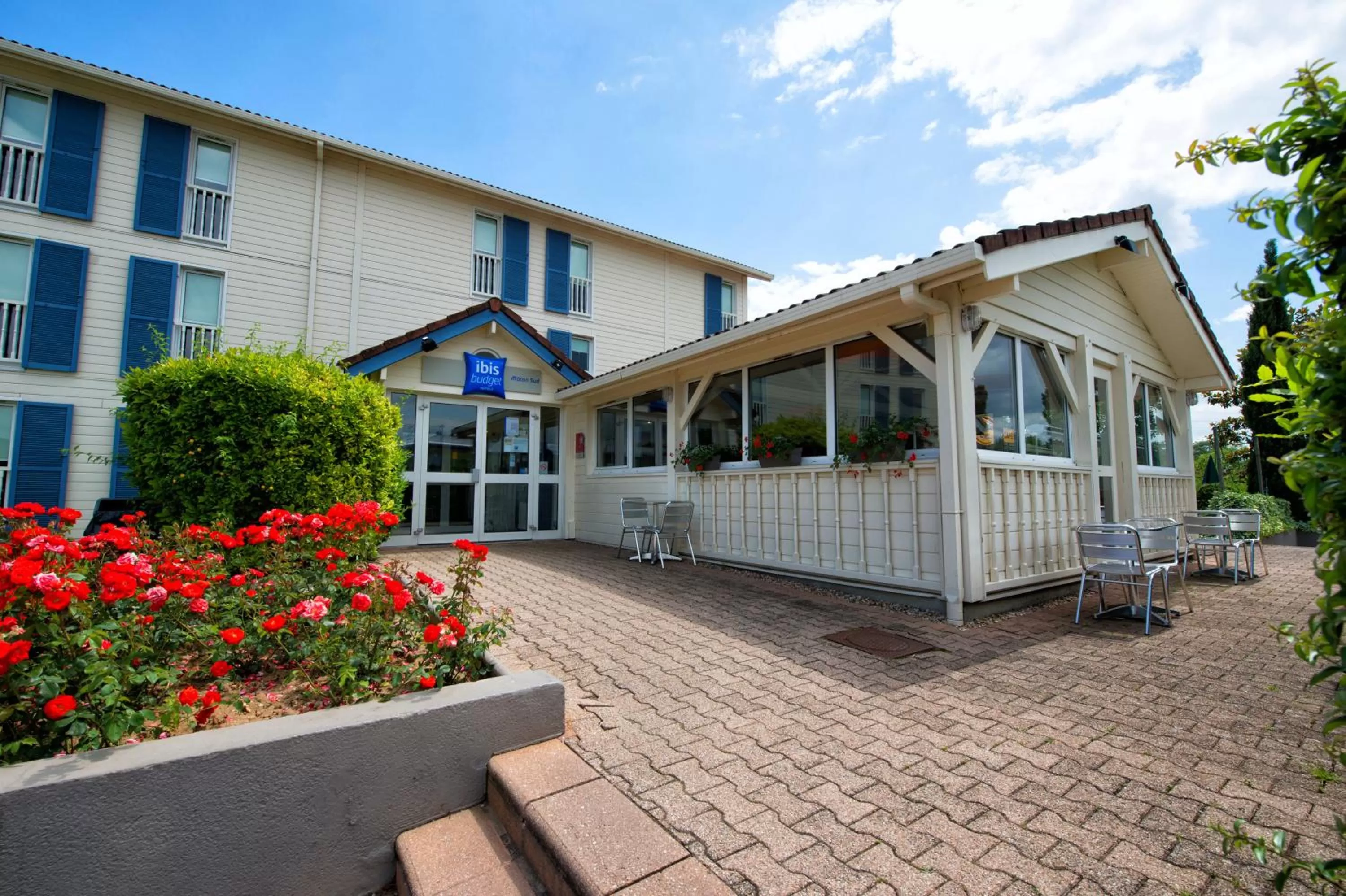 Property building in ibis Budget Mâcon Sud