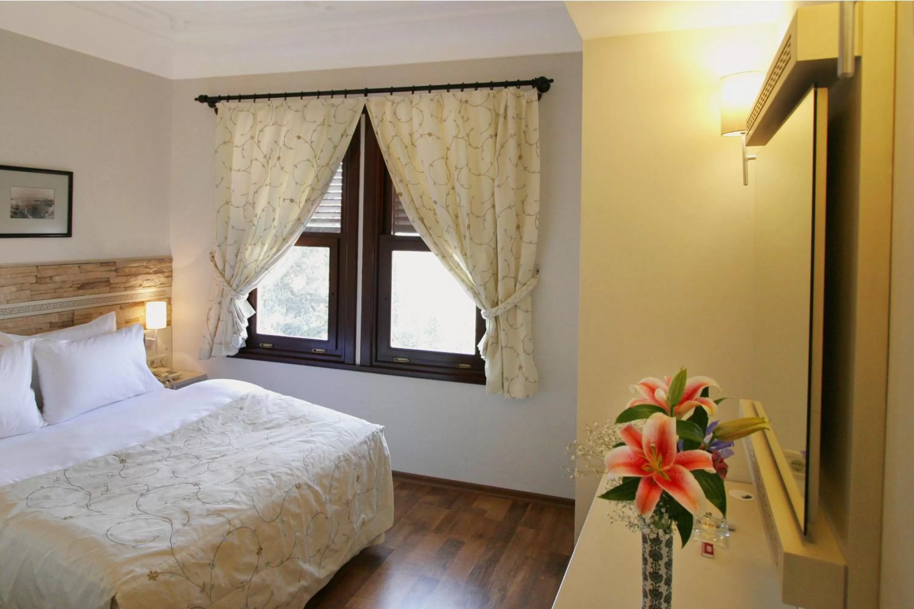 Bedroom, Bed in Aspen Hotel Kaleiçi