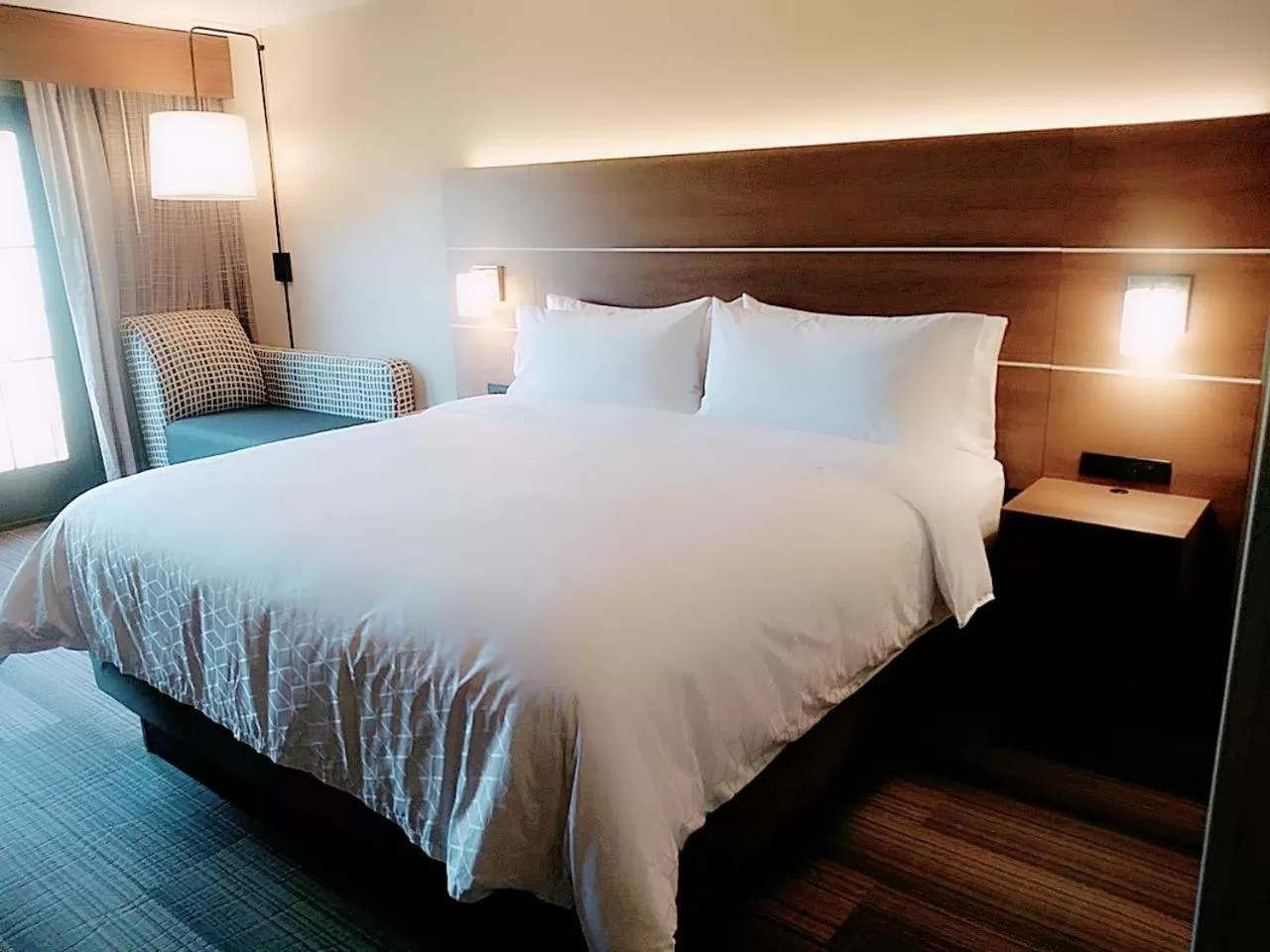 2Q BEDS HEARING ACCESSIBLE NS in Holiday Inn Express Durango Downtown- Animas River