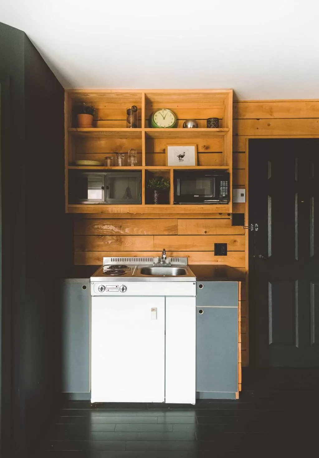 Kitchen or kitchenette in Beatnik Hotel